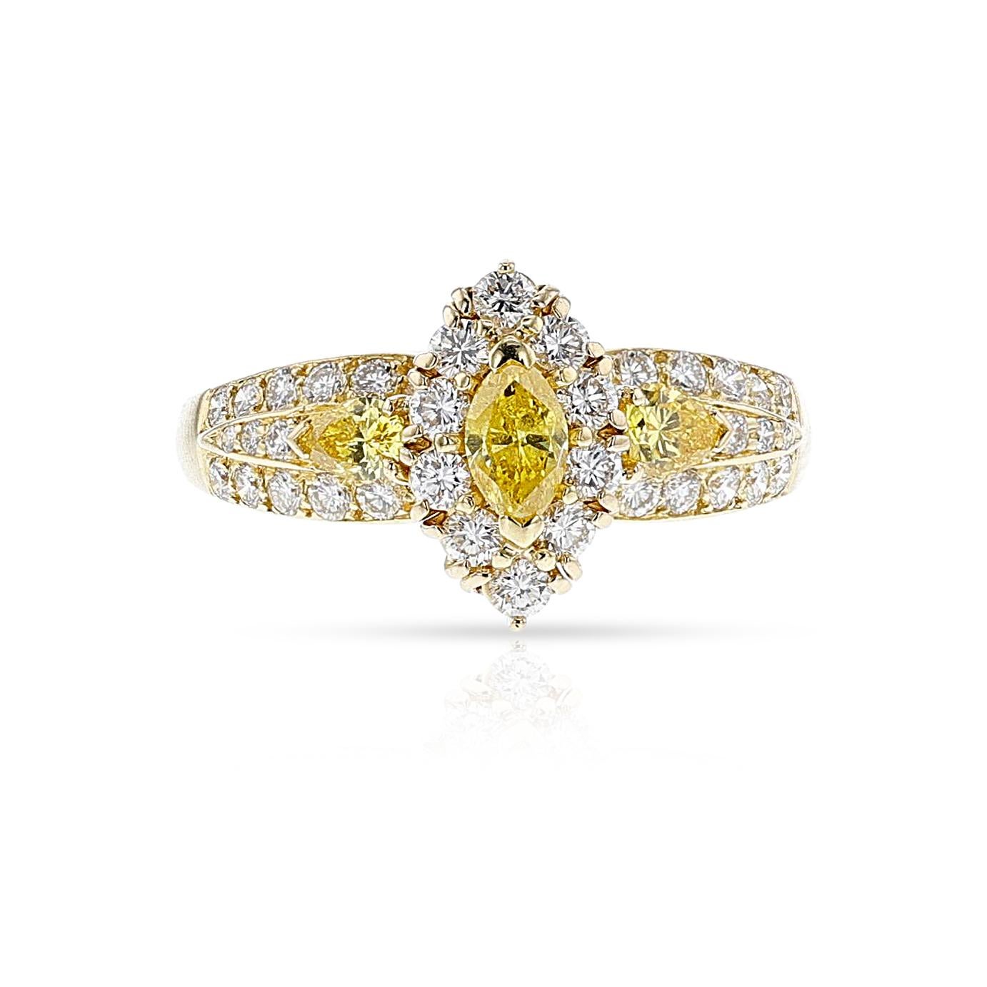 Van Cleef & Arpels Natural Yellow and White Diamond 18K Yellow Gold Ring For Sale 1