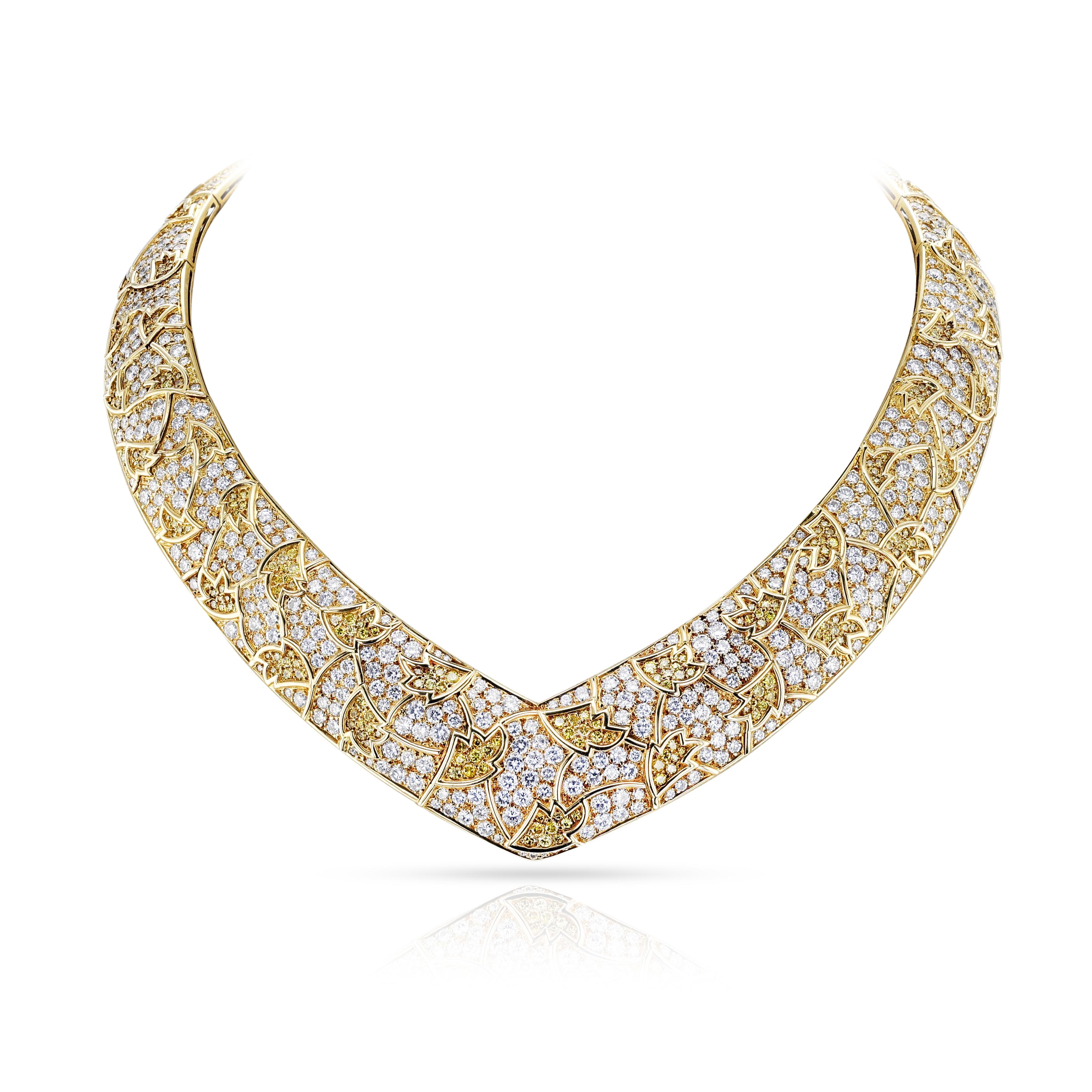 Van Cleef & Arpels Natural Yellow & White Diamond Necklace and Earring Set For Sale 5