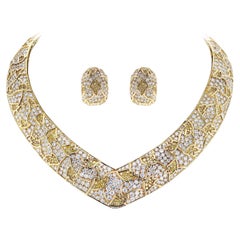 Van Cleef & Arpels Collier et boucles d'oreilles en diamants naturels jaunes et blancs
