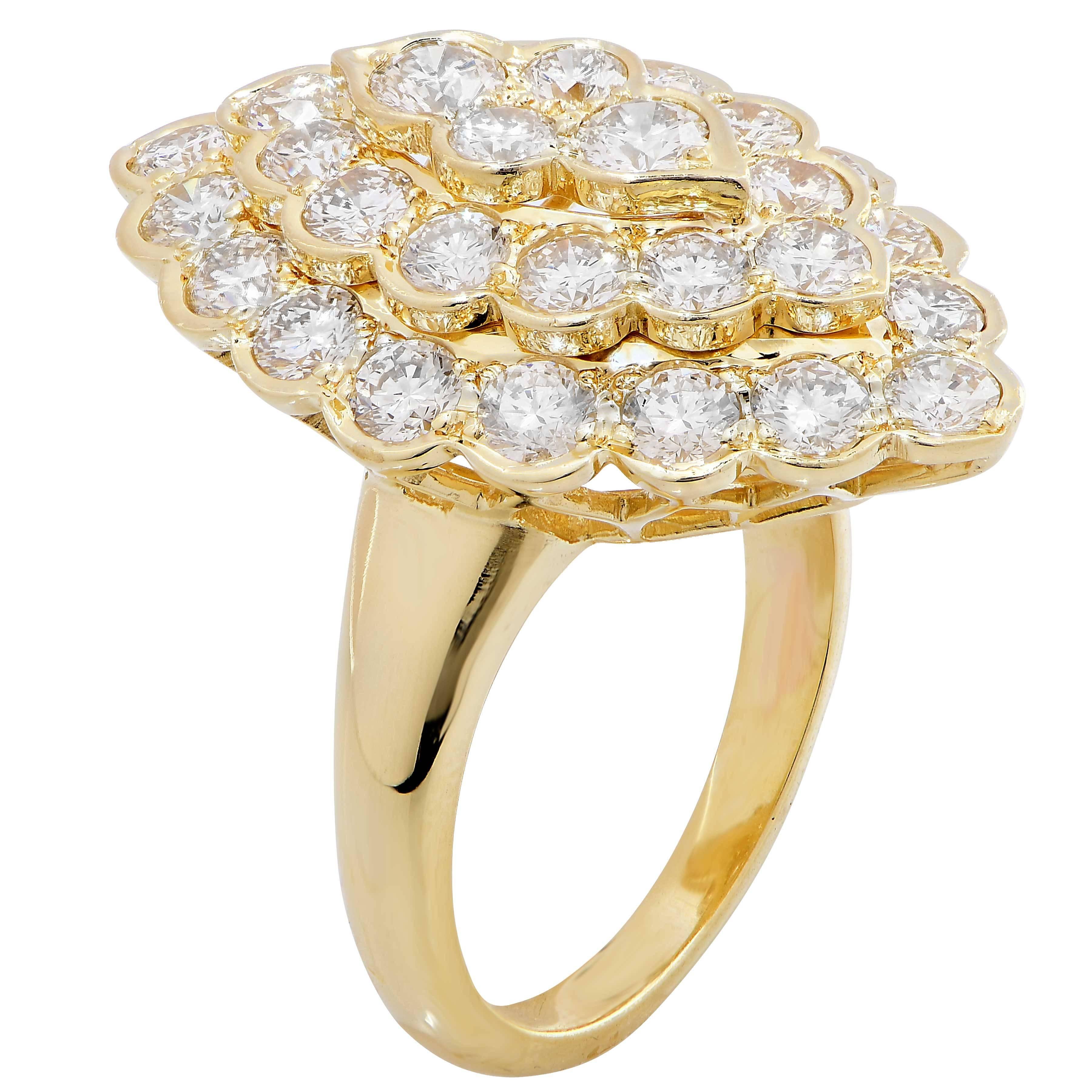 Van Cleef & Arpels Navette Shape Diamond Cocktail Ring in 18 Karat YG For Sale 1
