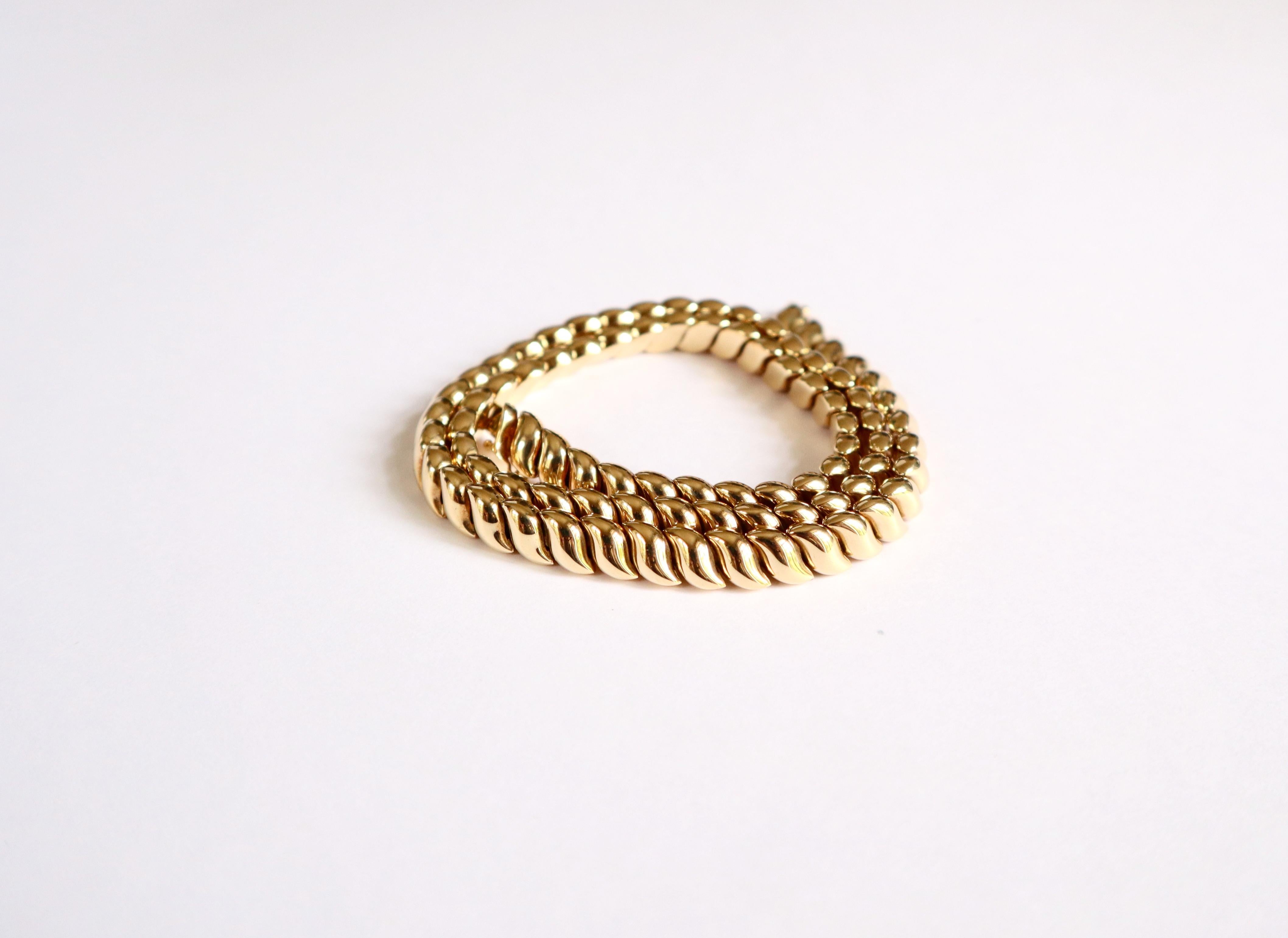 Van Cleef & Arpels Collier et bracelet en or jaune 18 carats en vente 9
