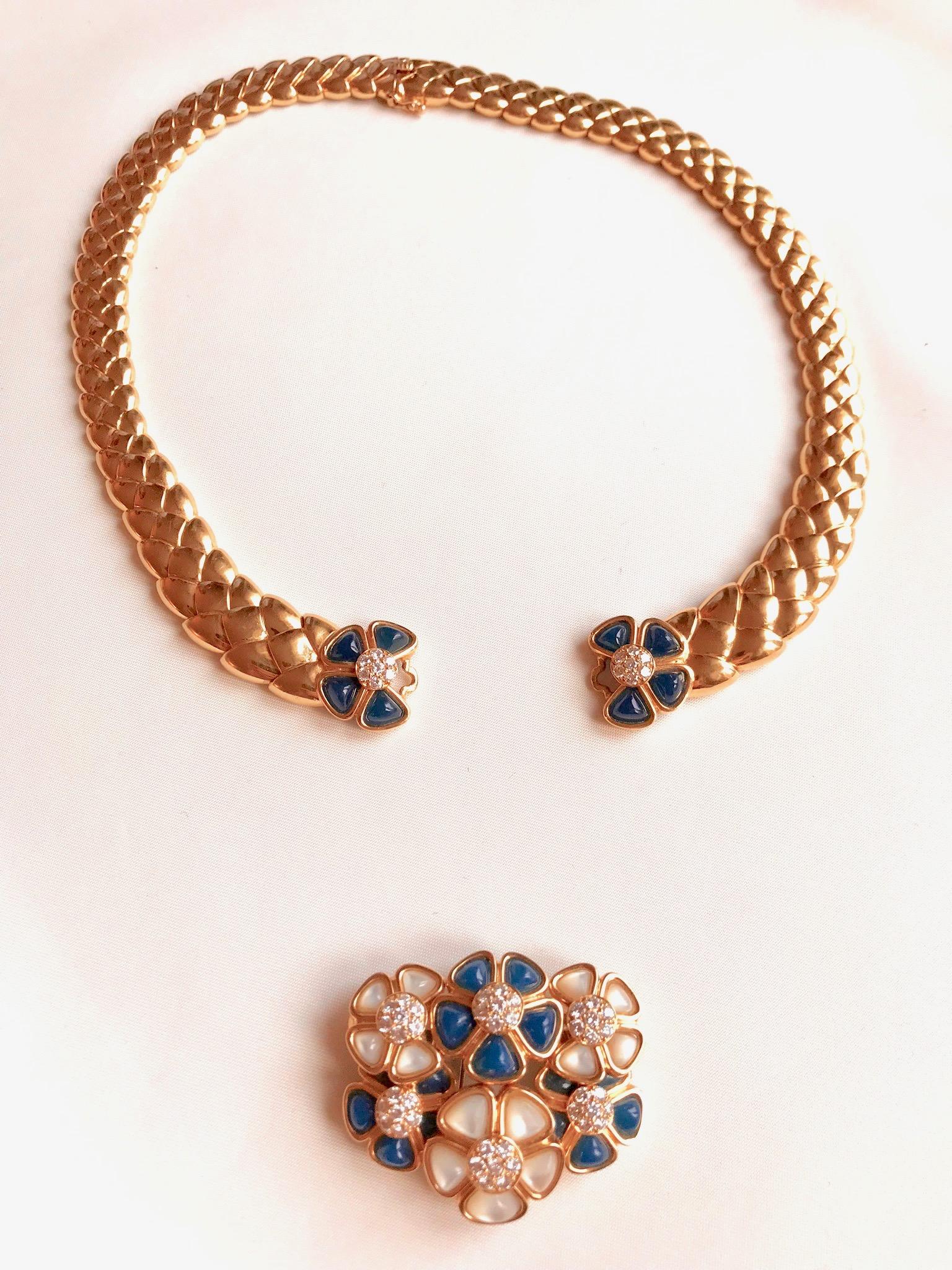 Van Cleef & Arpels Halskette oder Brosche Chalcedon Gold Perlmutt Diamanten im Angebot 8