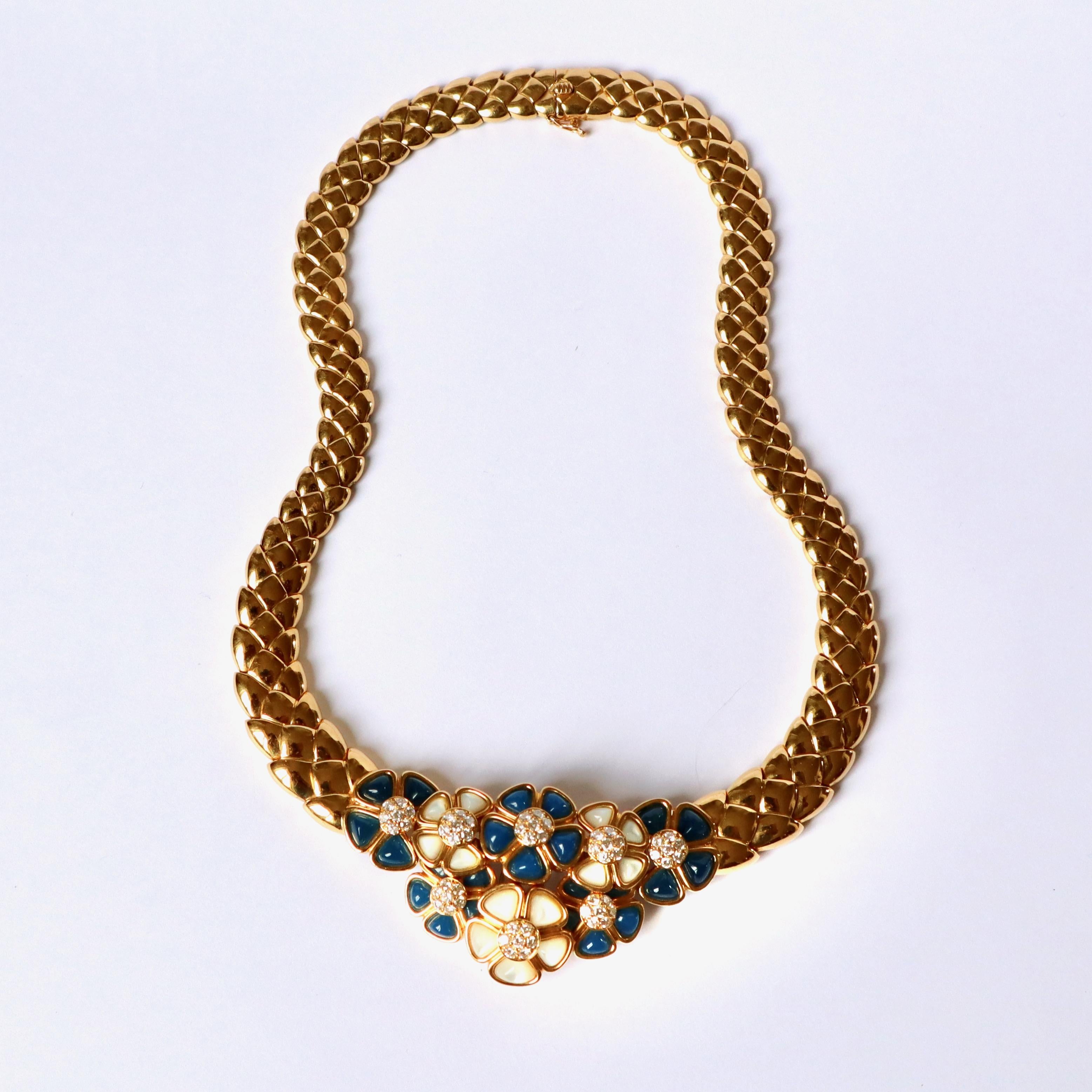 Van Cleef & Arpels Halskette oder Brosche Chalcedon Gold Perlmutt Diamanten im Angebot 4