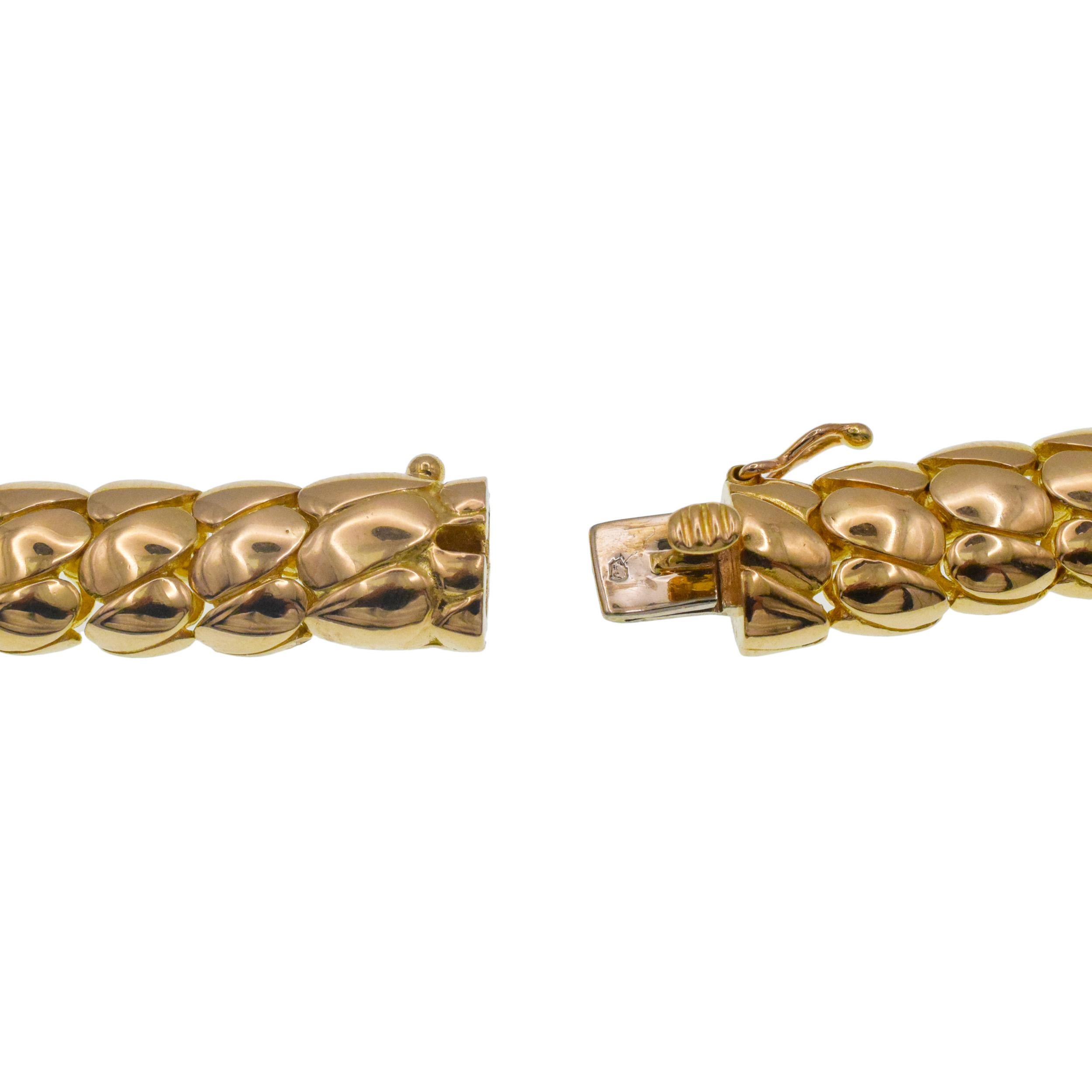 Van Cleef & Arpels  Collier avec accents de diamants. en vente 2
