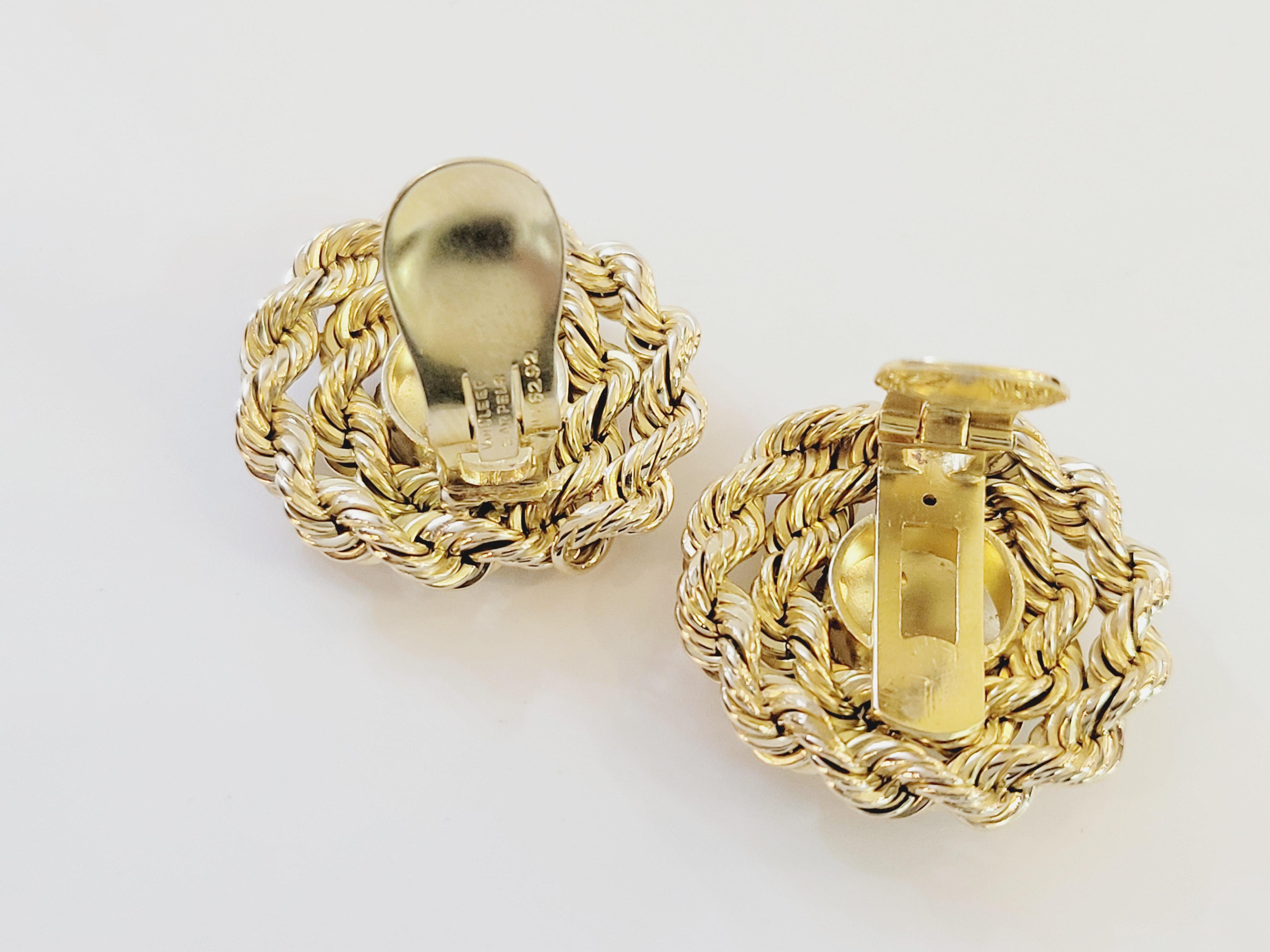 Van Cleef & Arpels none pears earring In Excellent Condition For Sale In New York, NY