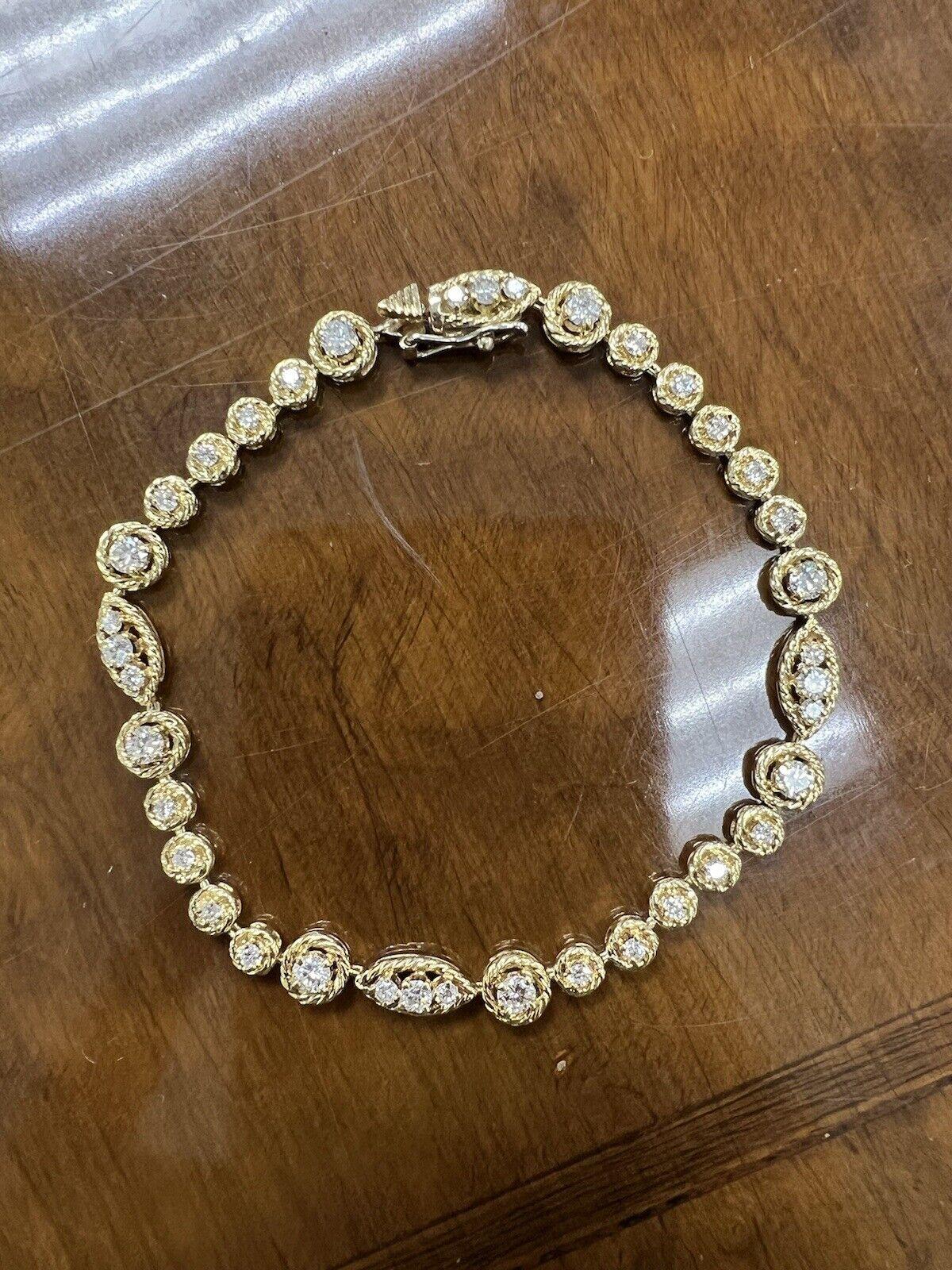 VAN CLEEF & ARPELS NY 18k Yellow Gold & Diamond Link Bracelet Vintage 1960s For Sale 3