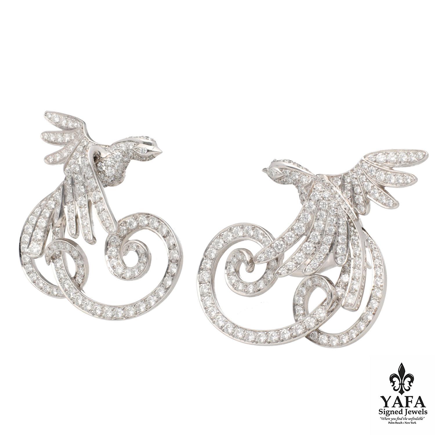 Van Cleef & Arpels Oiseaux de Paradis Earrings In Excellent Condition For Sale In New York, NY