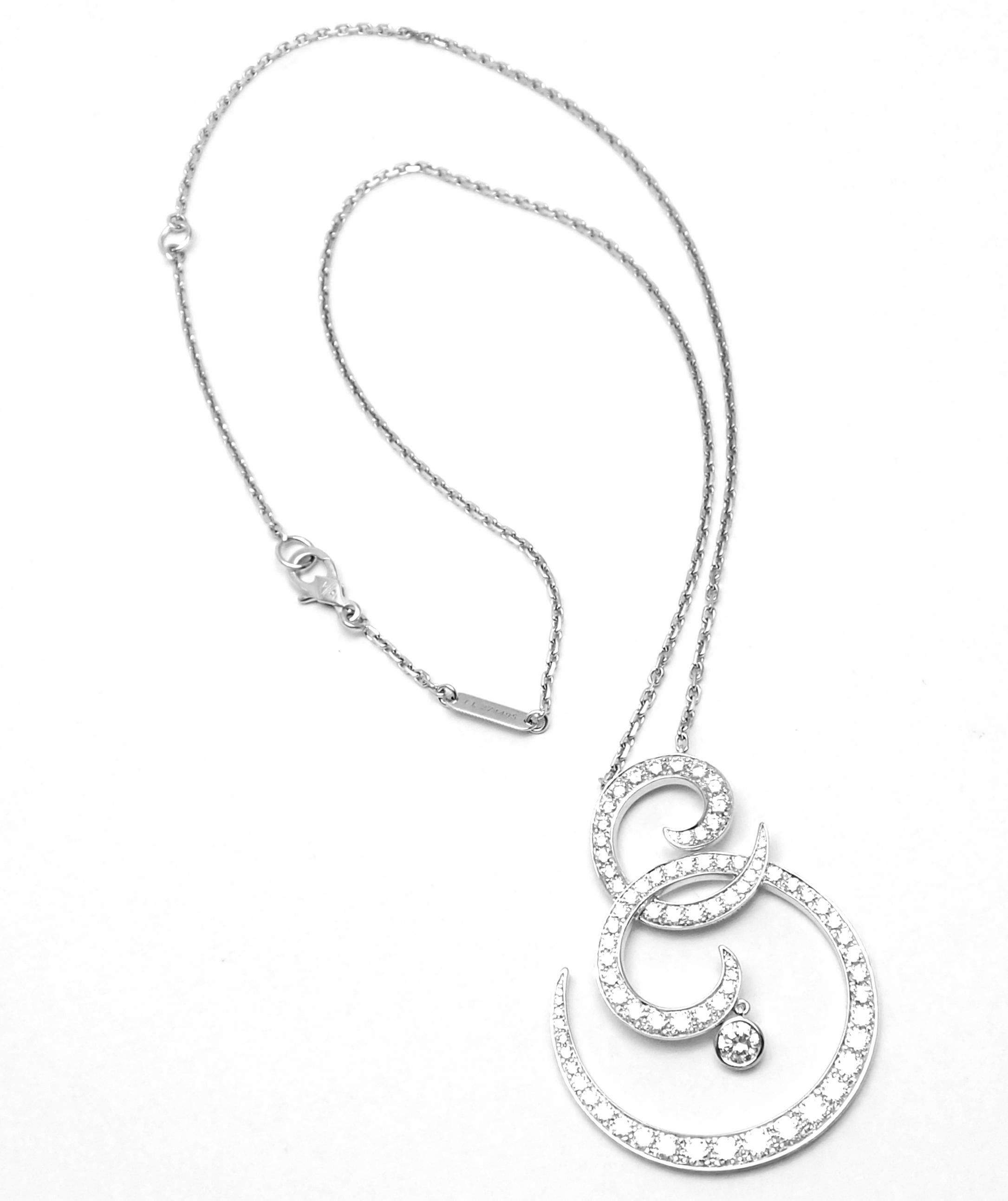 Women's or Men's Van Cleef & Arpels Oiseaux De Paradis White Gold Diamond Pendant Necklace
