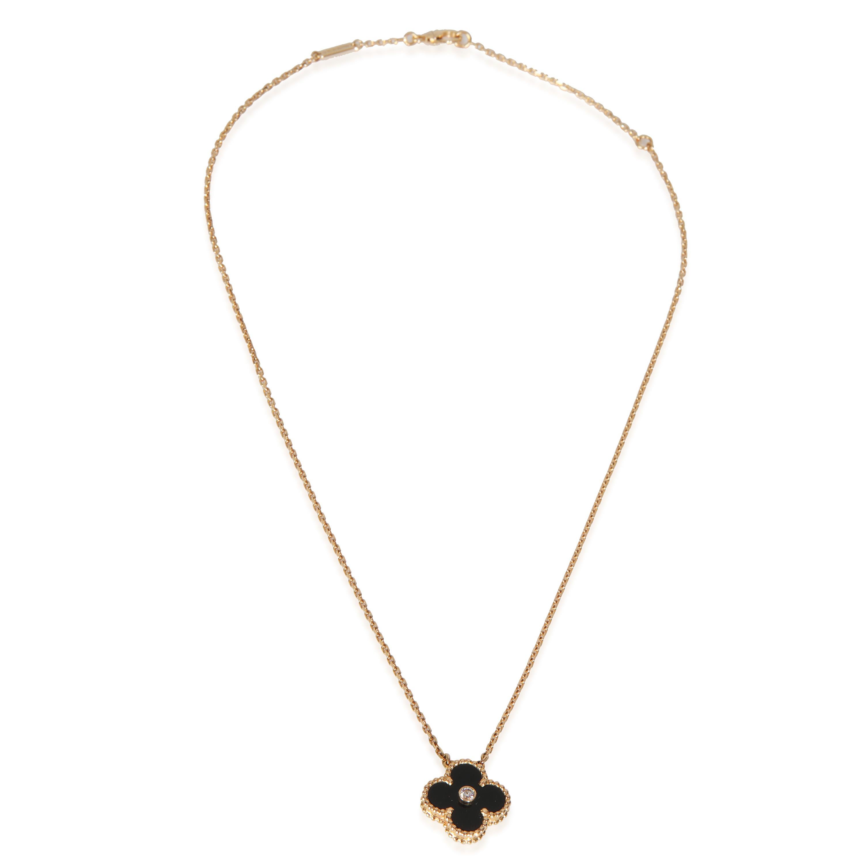Van Cleef & Arpels Or Rose Onyx et Diamant 2016 Edition Limitée Alhambra 

DÉTAILS PRIMAIRES
SKU : 146018
Titre de l'inscription : Van Cleef & Arpels Or Jaune Onyx et Diamant 2016 Edition Limitée Vintage Alh
Condition Description : Lancée en 1968,