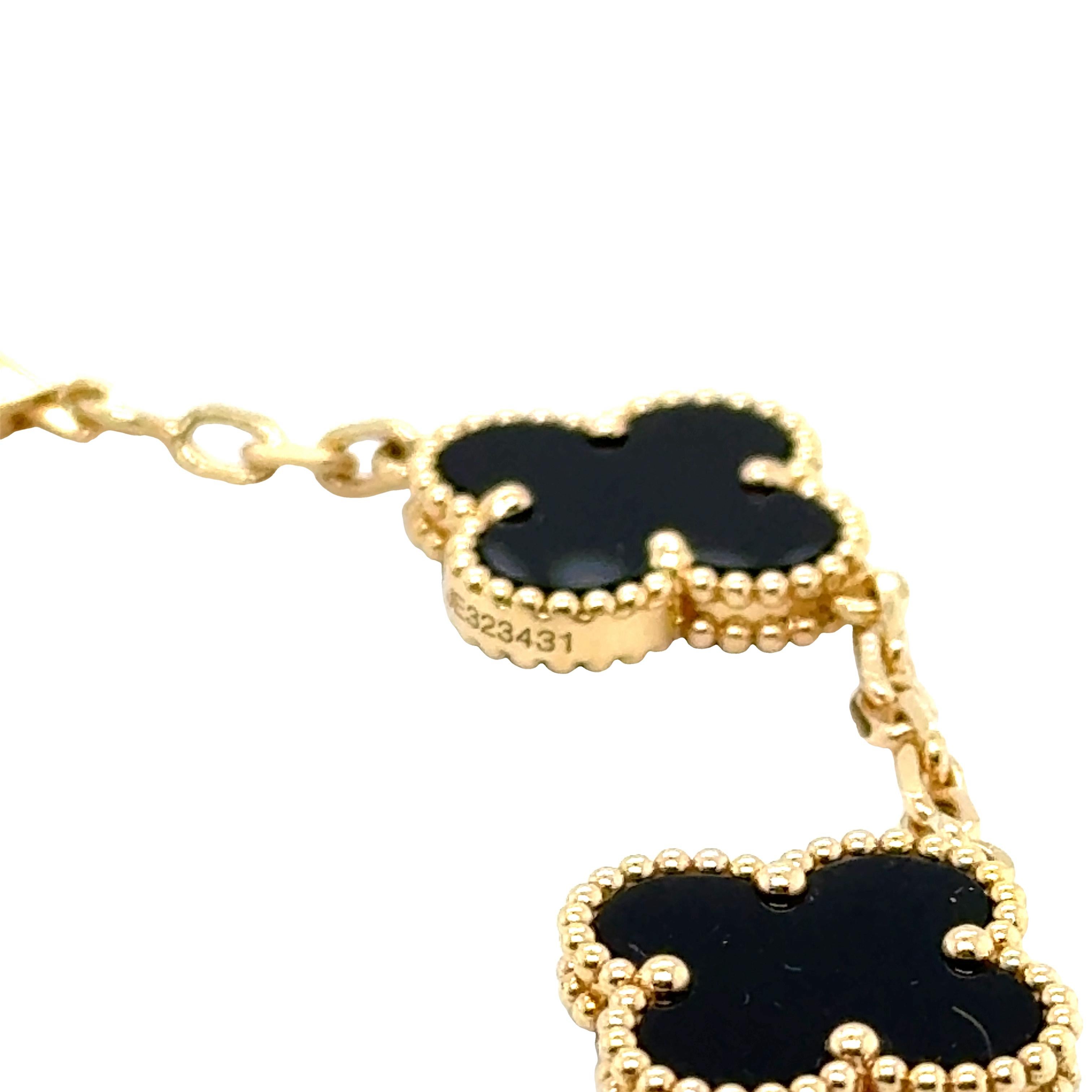Van Cleef & Arpels Onyx-Alhambra-Armband Modellnummer VCARA41300 (Zeitgenössisch)