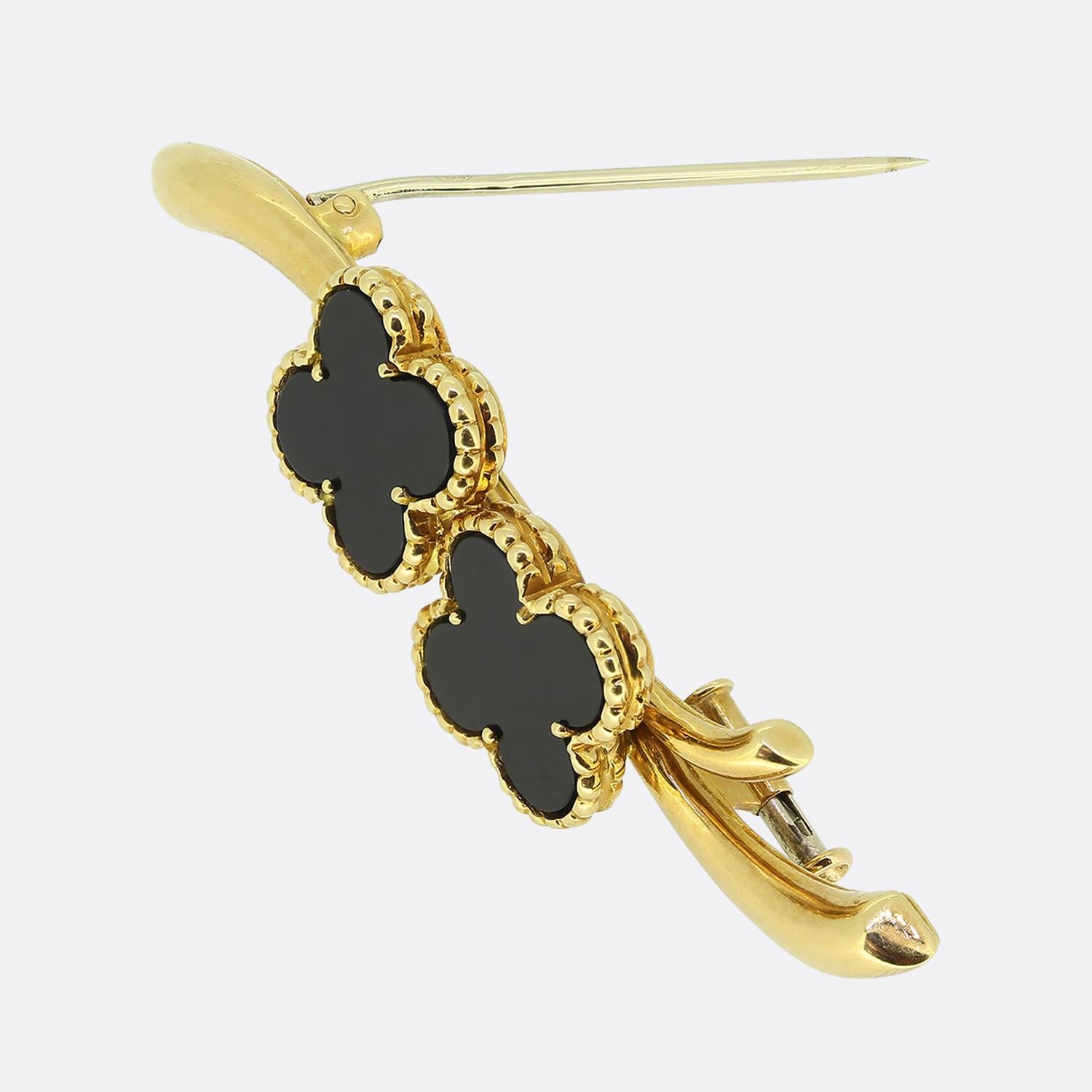 Van Cleef & Arpels Onyx Alhambra Brooch In Good Condition For Sale In London, GB