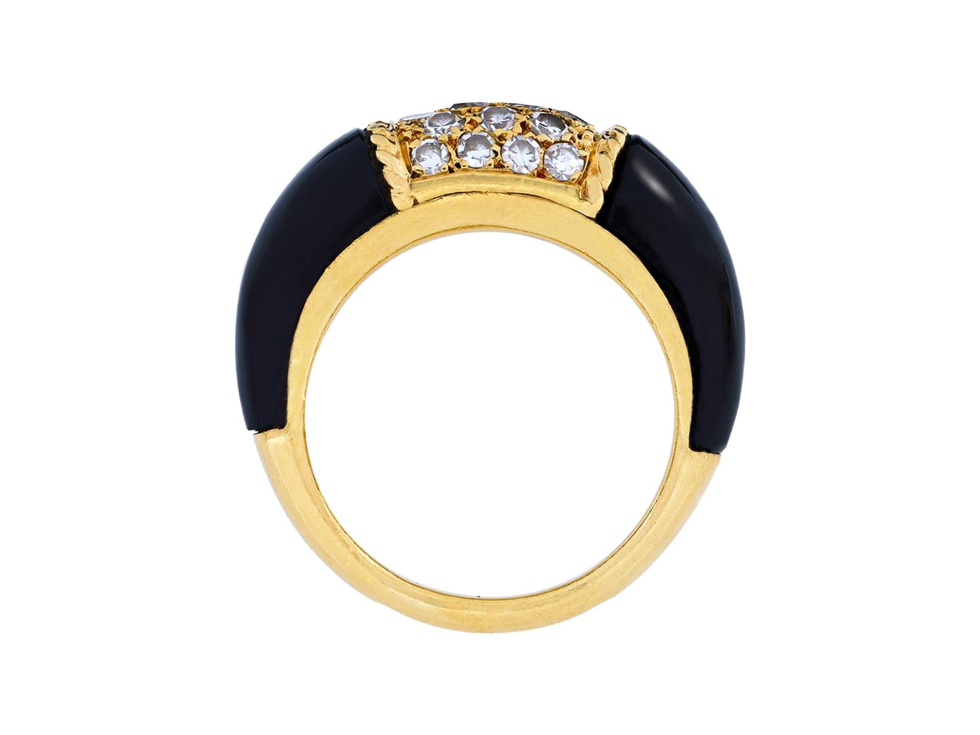 Round Cut Van Cleef & Arpels Onyx and Diamond 'Philippine' Ring, French, circa 1960 For Sale