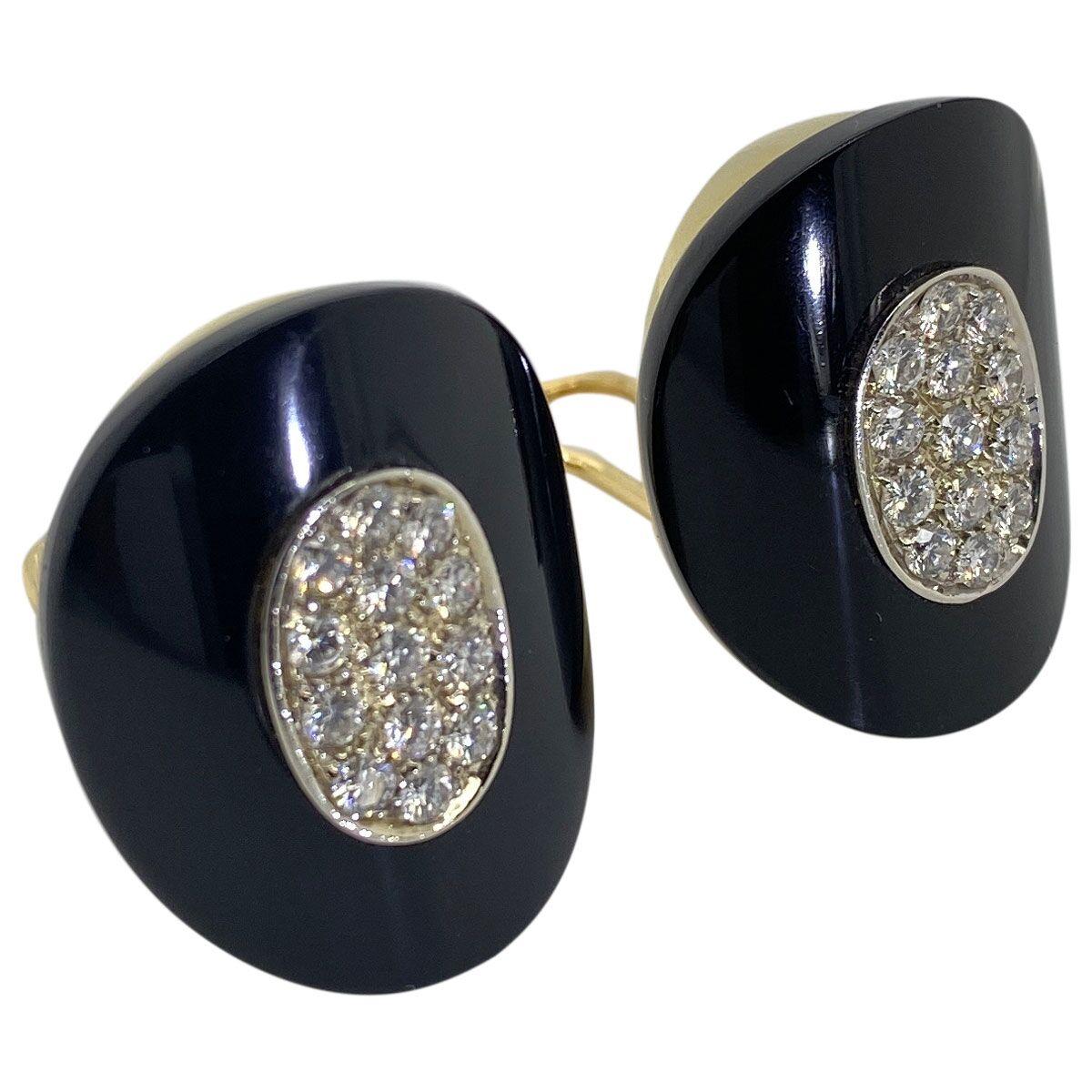 Bold but elegant, so typical of Van Cleef & Arpels with their jewellery designs. These ear clips are perfect for all occasions, enough sparkle for a formal evening event or they could be worn during the day for business meetings. Jewellery that can