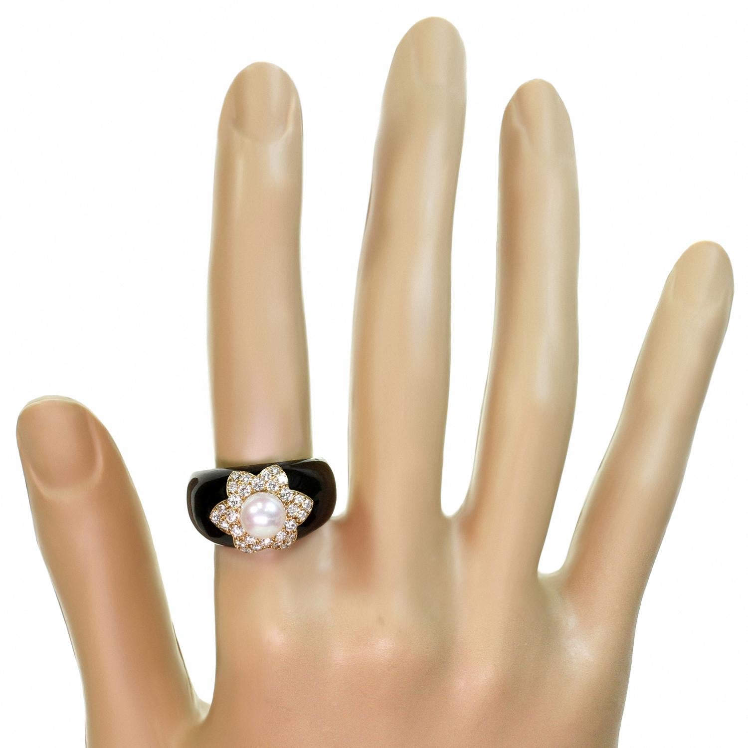 Women's Van Cleef & Arpels Onyx Diamond Cultured Pearl Black Ring & Clip-On Earrings Set