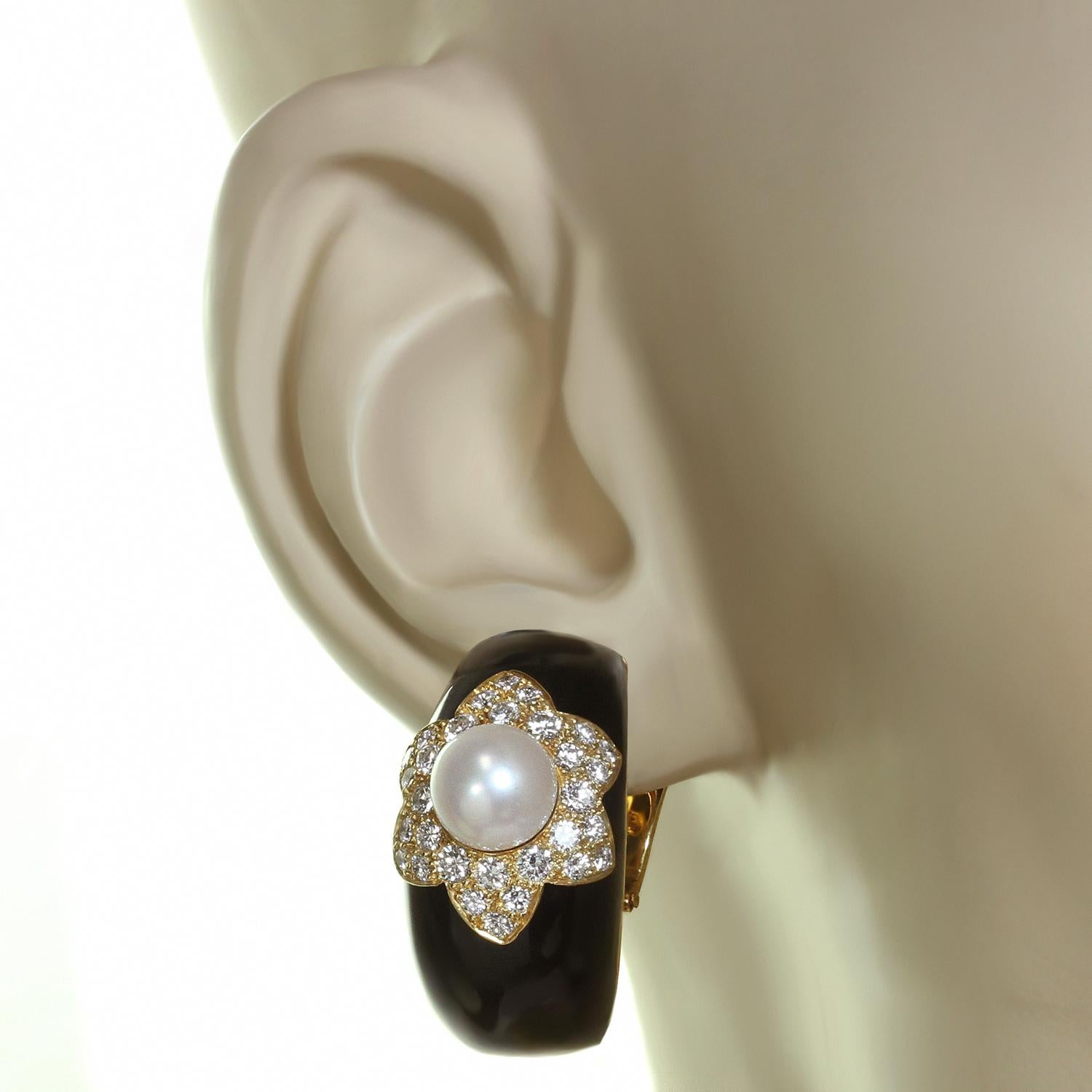Van Cleef & Arpels Onyx Diamond Cultured Pearl Black Ring & Clip-On Earrings Set 1