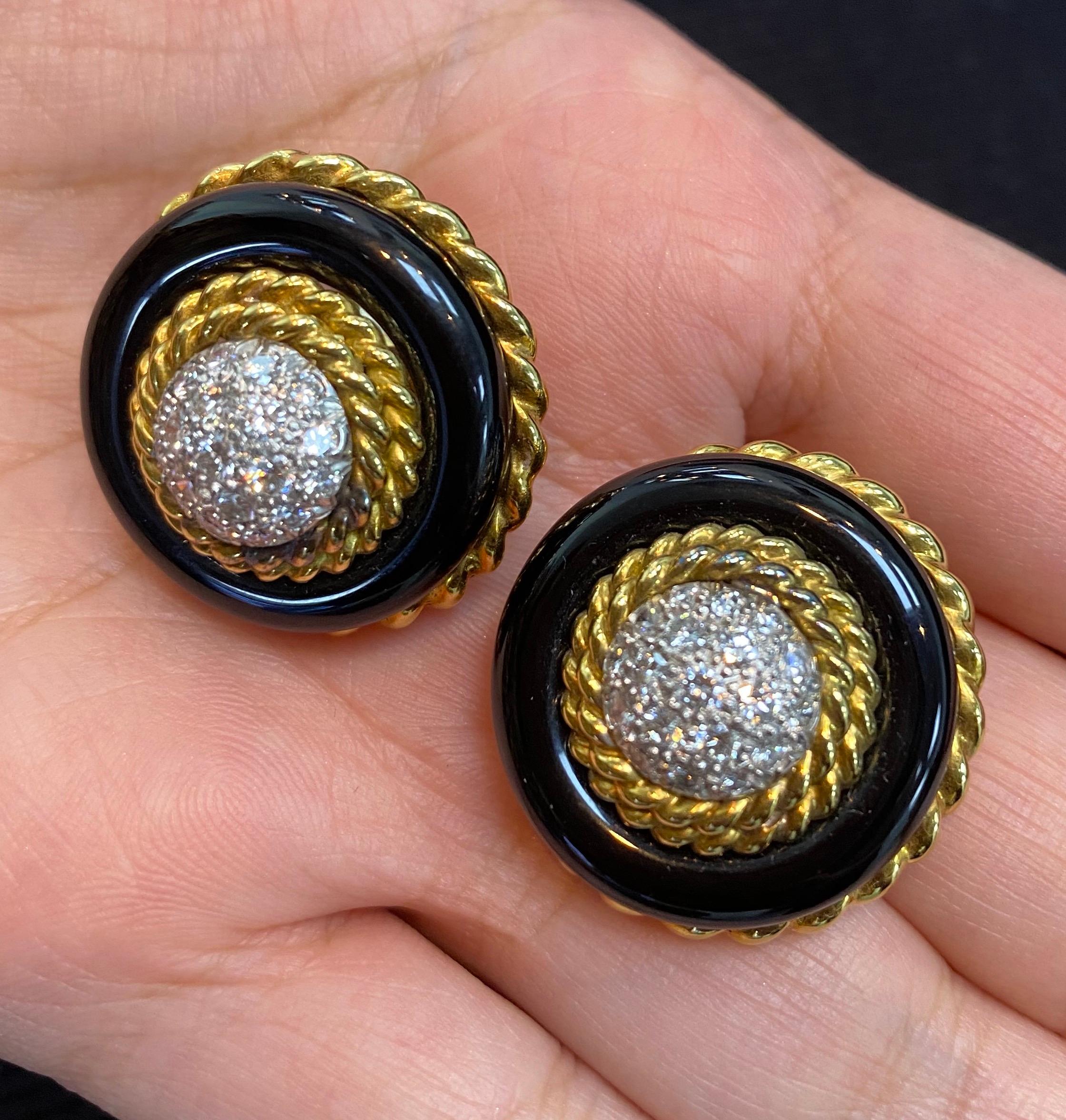 Van Cleef & Arpels Onyx-Diamant-Ohrringe aus Gold Damen im Angebot