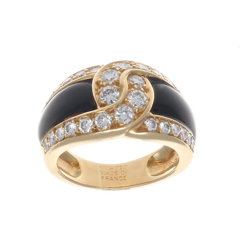 Modern Van Cleef & Arpels Onyx Diamond Gold Ring