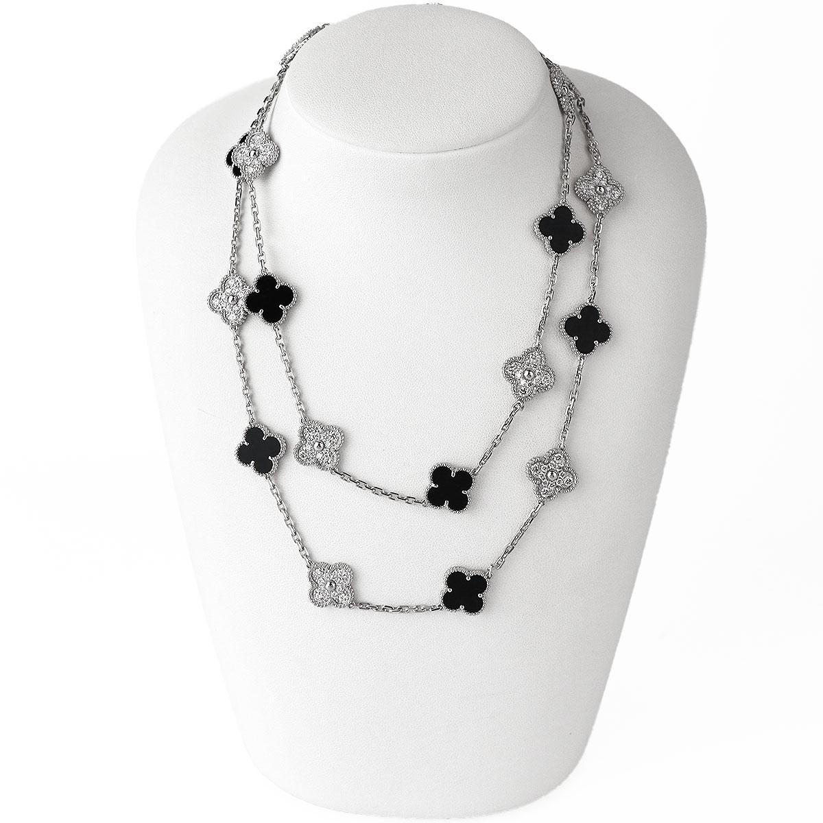 Van Cleef & Arpels Collana Alhambra Vintage con 20 motivi e diamanti in onice VCARP2R800 in vendita 1