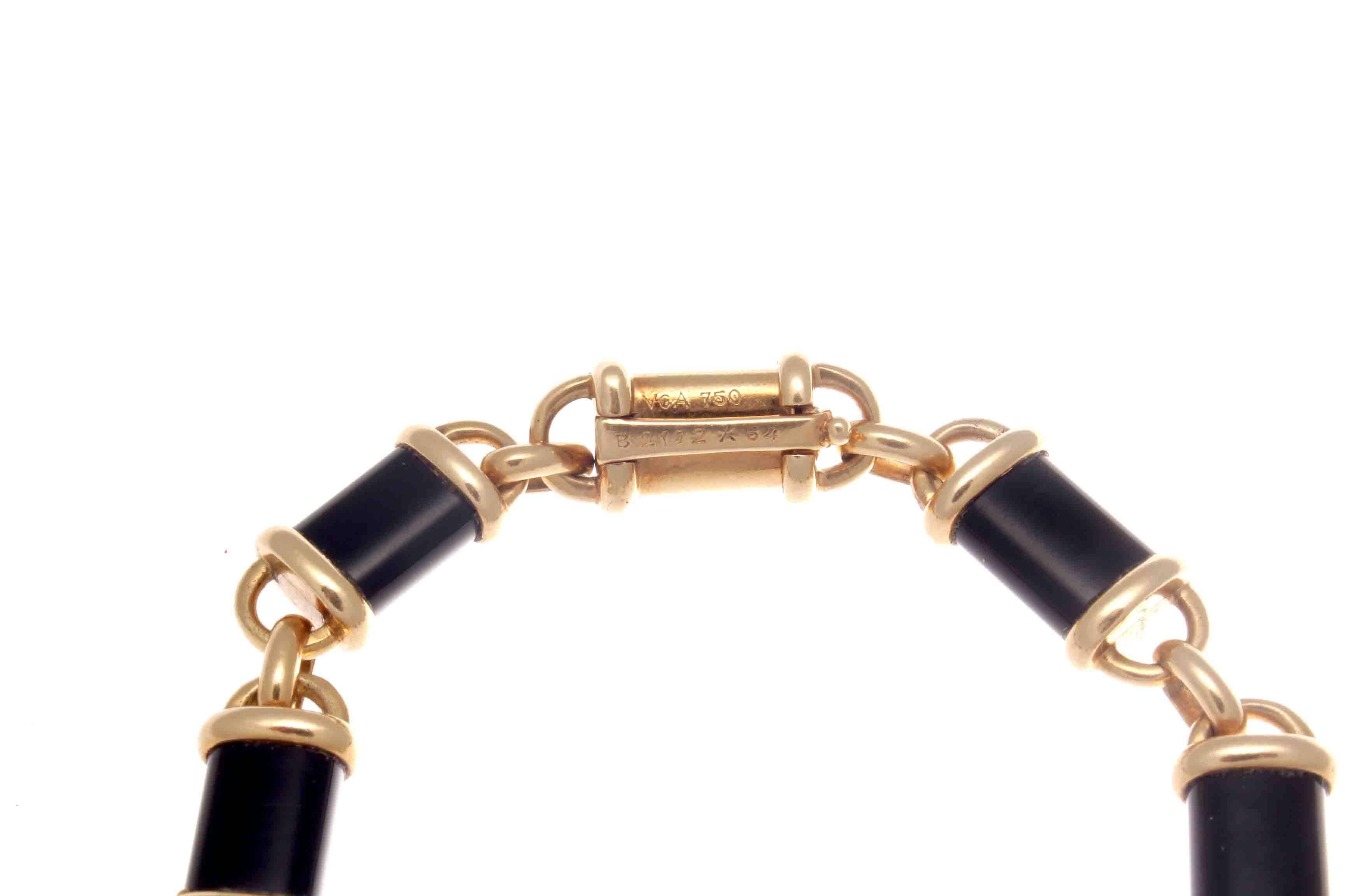 Van Cleef & Arpels Onyx Gold Bracelet In Excellent Condition In Beverly Hills, CA