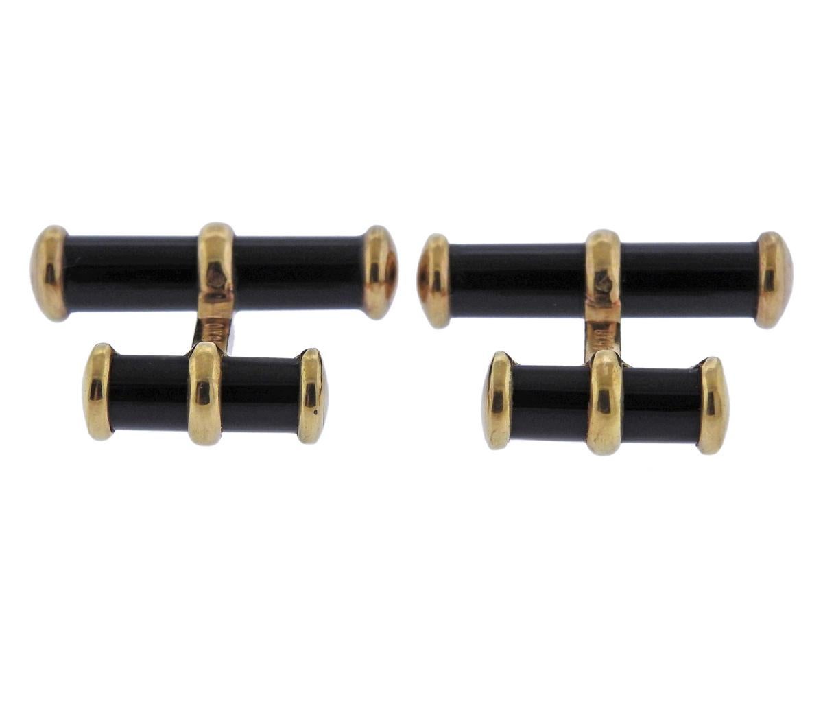 Van Cleef & Arpels Onyx Gold Cufflinks In Excellent Condition In Lambertville, NJ