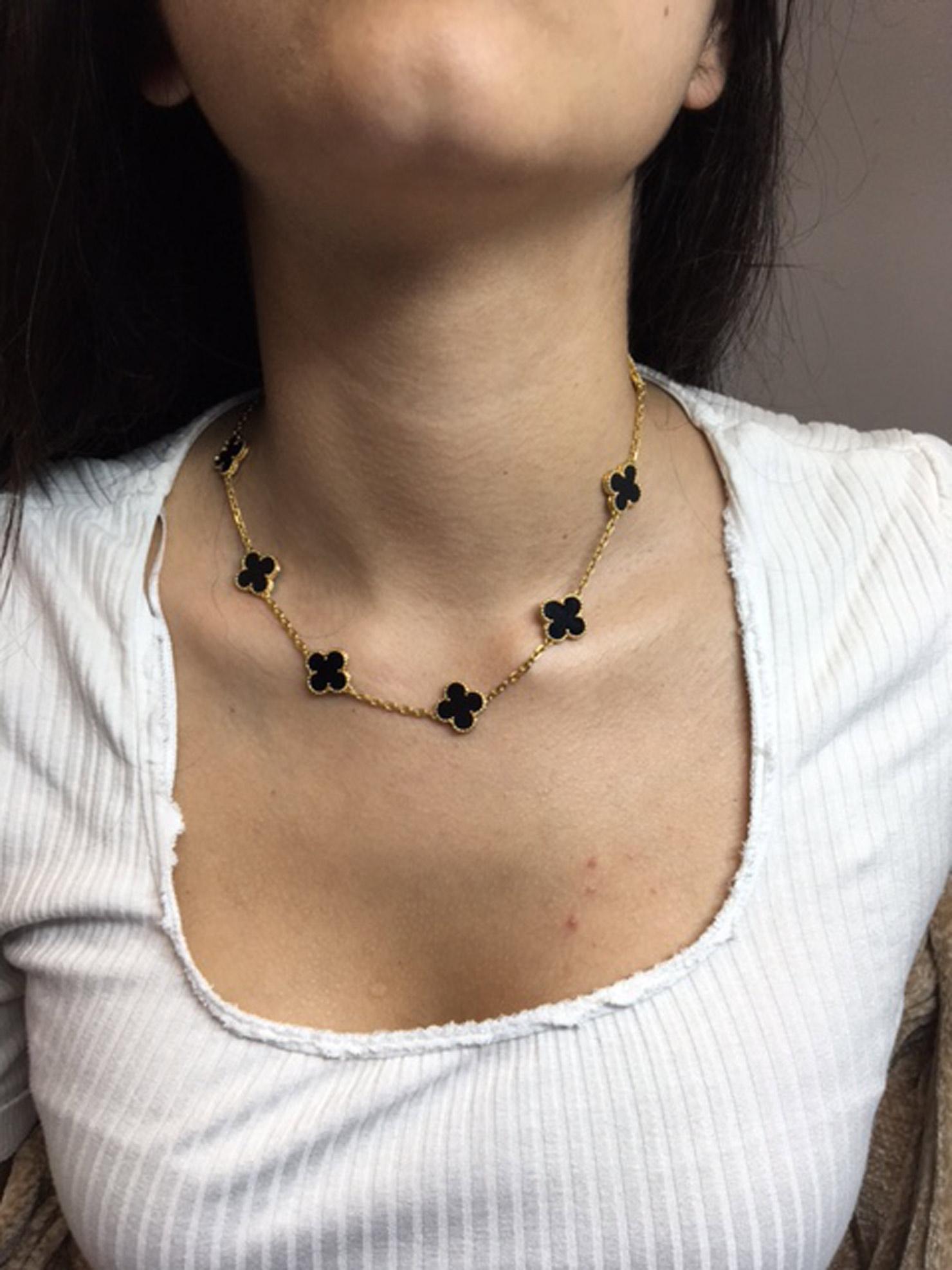 Van Cleef & Arpels Onyx Vintage Alhambra Halskette aus 18 Karat Gold (Zeitgenössisch)