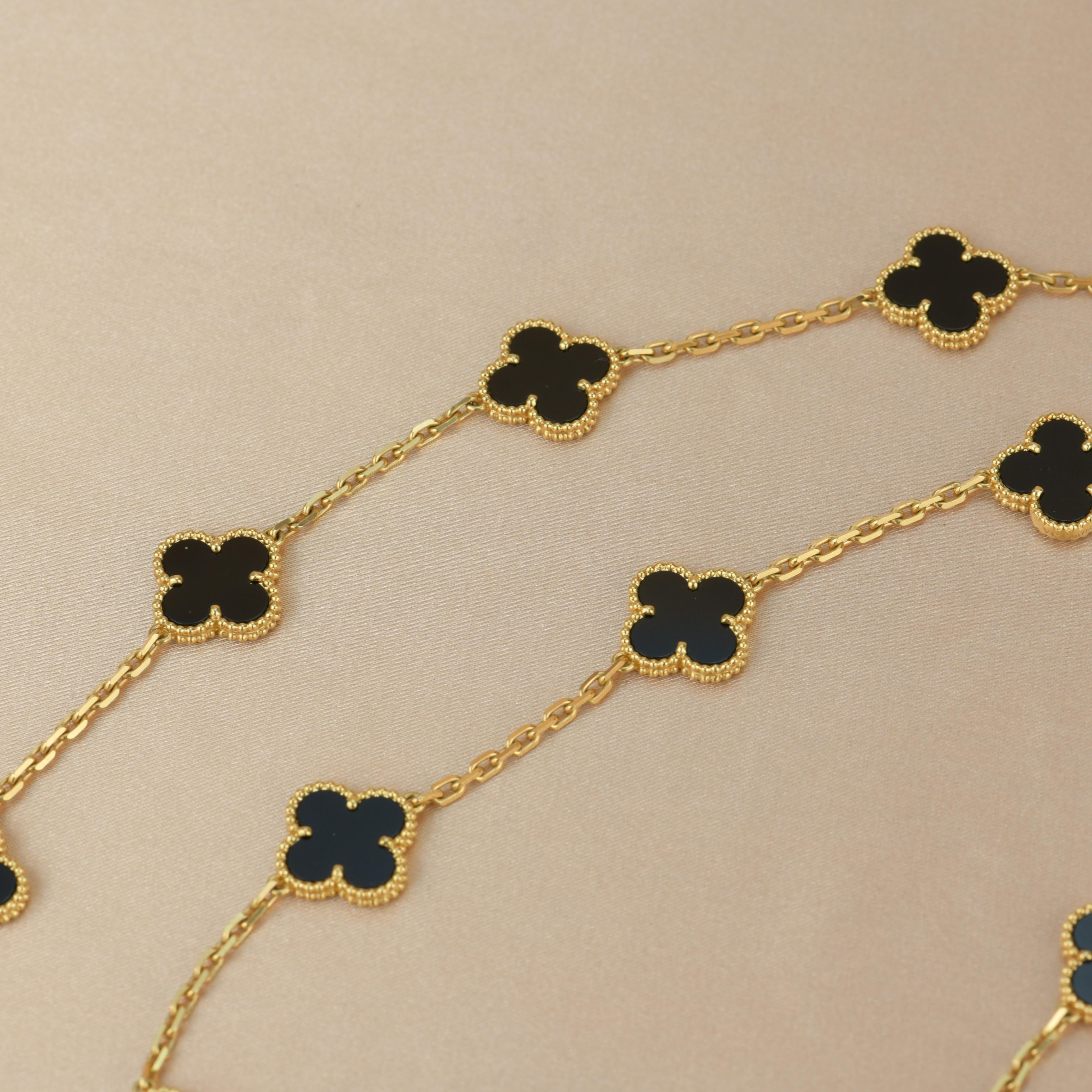 Women's or Men's Van Cleef & Arpels Onyx Vintage Alhambra 20 Motif Long Necklace