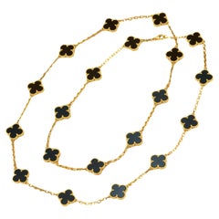 Van Cleef & Arpels Onyx Vintage Alhambra 20 Motif Long Collier