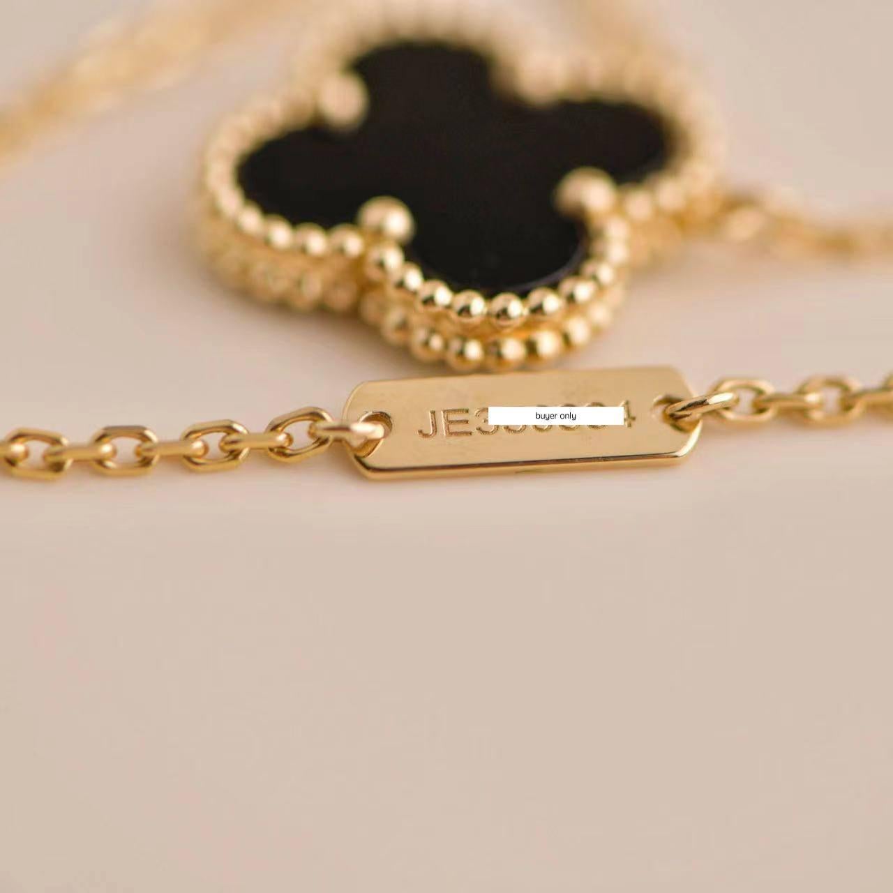 Van Cleef & Arpels Onyx Vintage Alhambra Yellow Gold Pendant Necklace 2