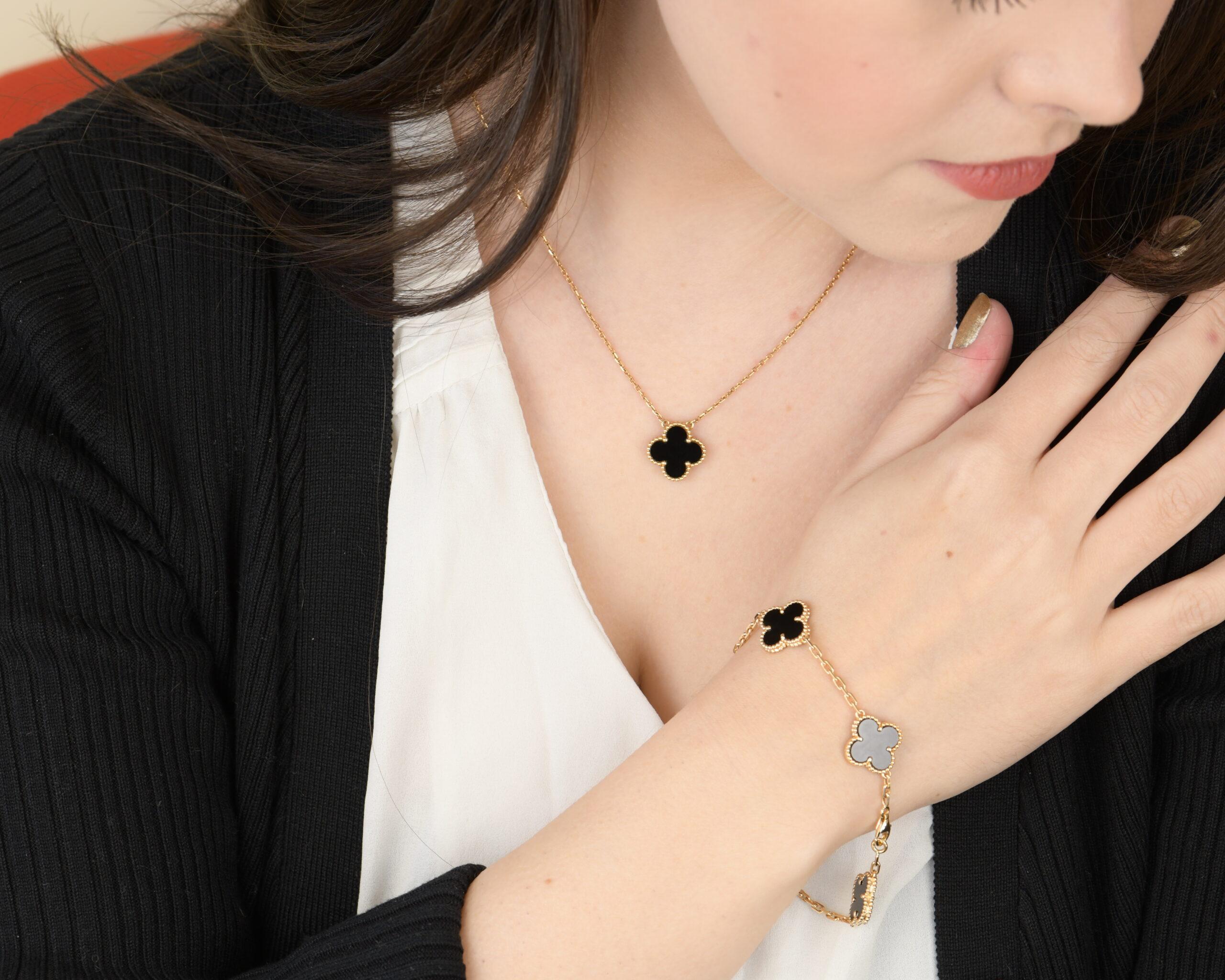 Collar Colgante Van Cleef & Arpels Onyx Vintage Alhambra Oro Amarillo Sin cortar