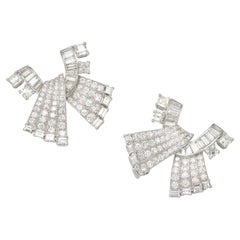 Van Cleef & Arpels Pair of Art Deco Geometric Diamond Clip Brooches
