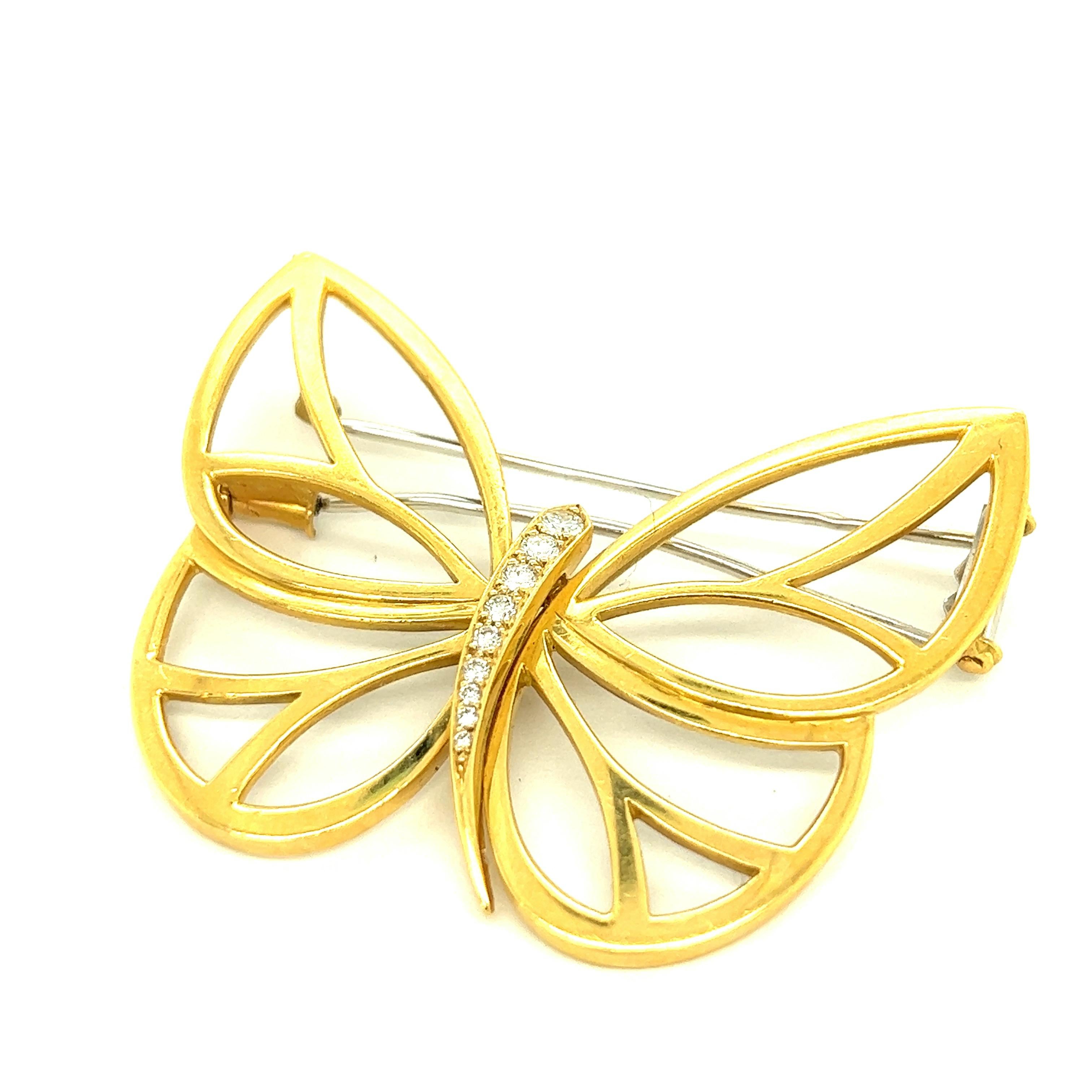 Contemporary Van Cleef & Arpels Papillon 18k Yellow Gold Diamond Butterfly Brooch For Sale