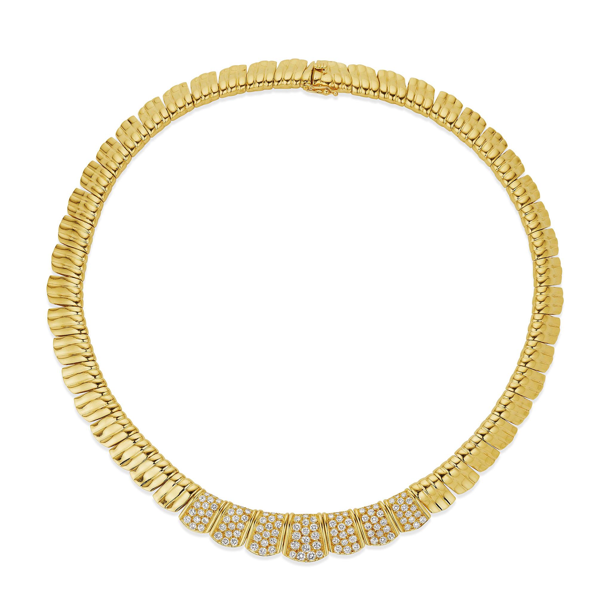 Van Cleef & Arpels Paris 18K Gold and Diamond Necklace In Excellent Condition For Sale In New York, NY
