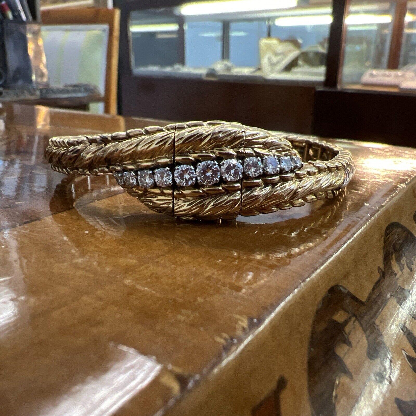 Van Cleef & Arpels Paris 18k Yellow Gold, Platinum & Diamond Watch Bracelet Retro 1950s

Here is your chance to purchase a beautiful and highly collectible designer watch bracelet.  Truly a great piece at a great price! 

Details:

Van Cleef Paris