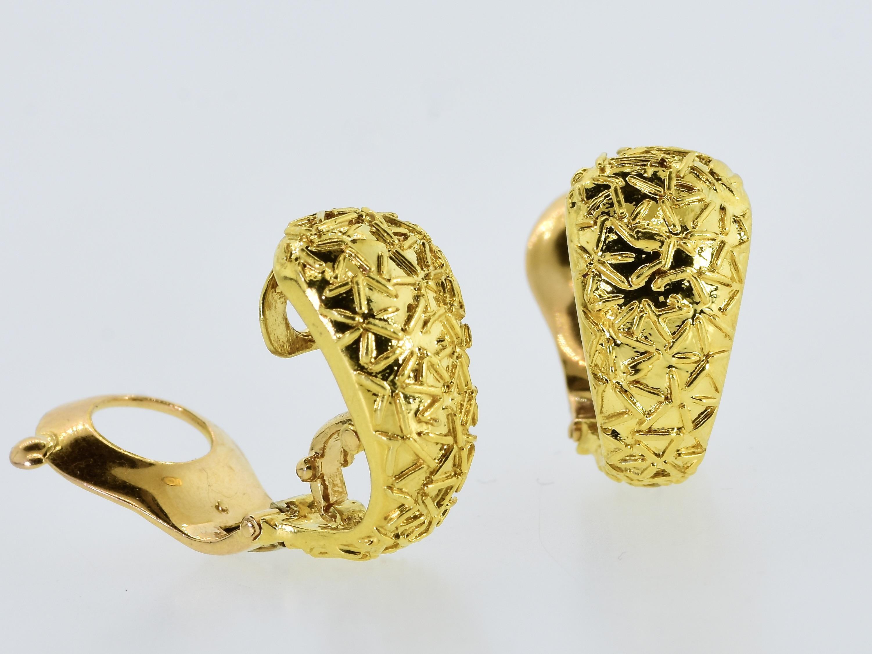 Femenino o masculino Van Cleef & Arpels, París 18K Pendientes vintage inusuales. en venta