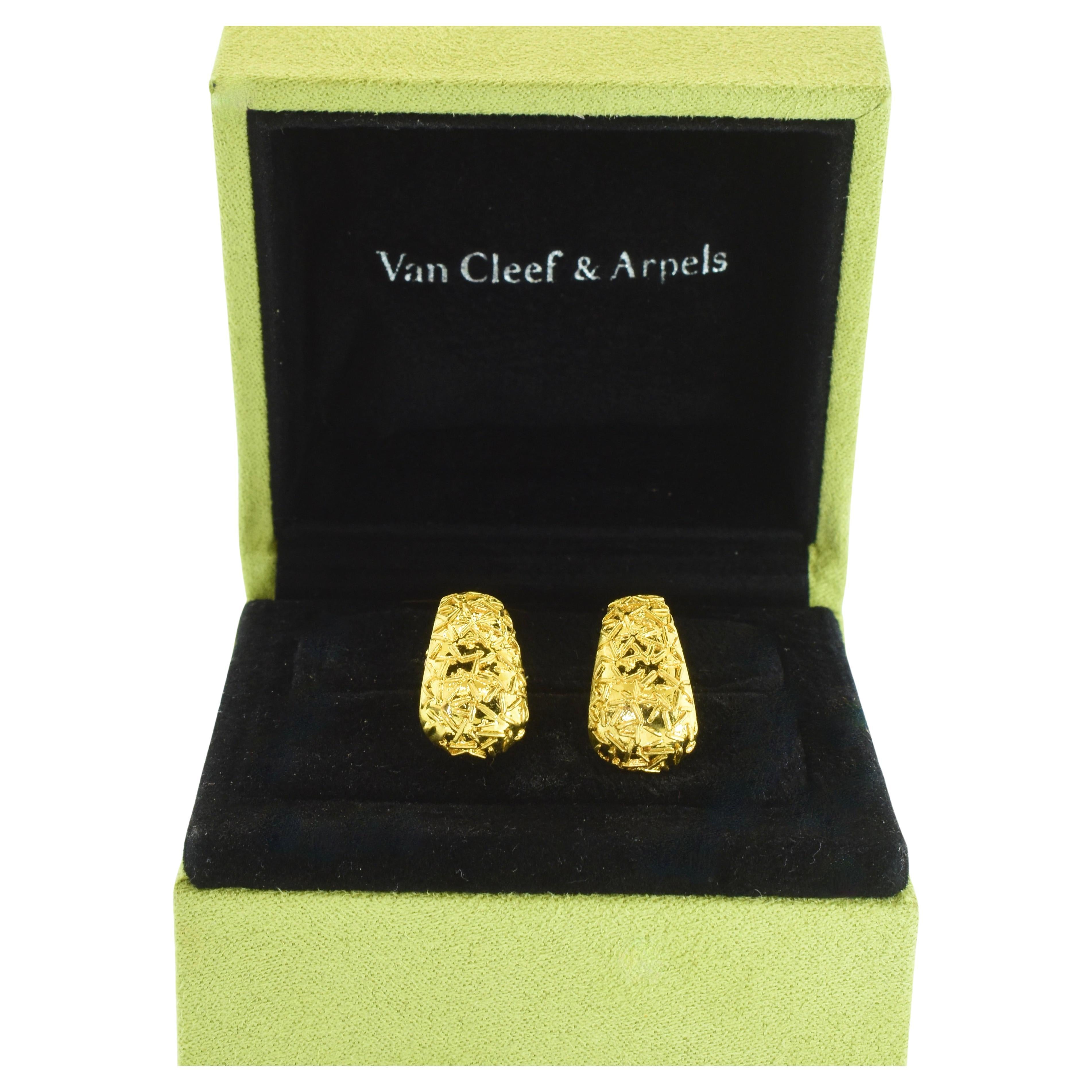 Van Cleef & Arpels, París 18K Pendientes vintage inusuales. en venta