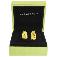 Boucles d'oreilles inhabituelles Van Cleef & Arpels, Paris, 18 carats