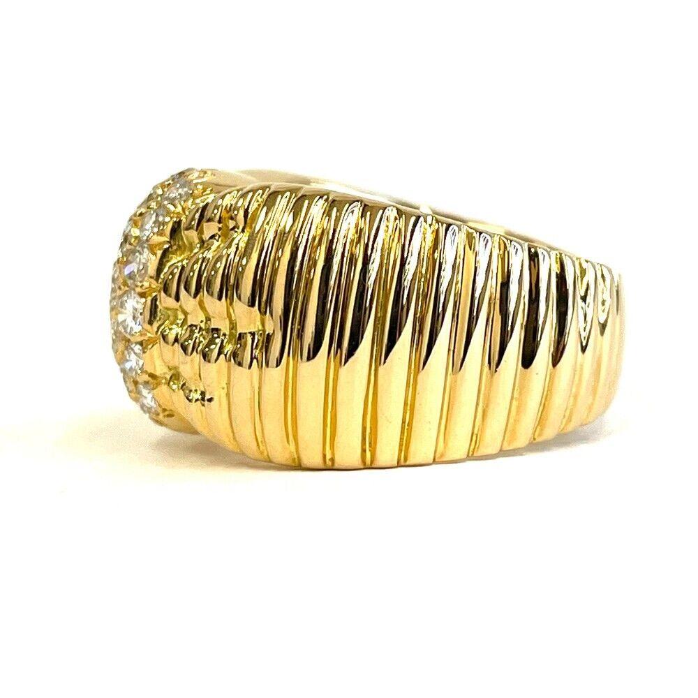 Round Cut VAN CLEEF & ARPELS PARIS 18k Yellow Gold & Diamond Bow Ring Vintage 1980s