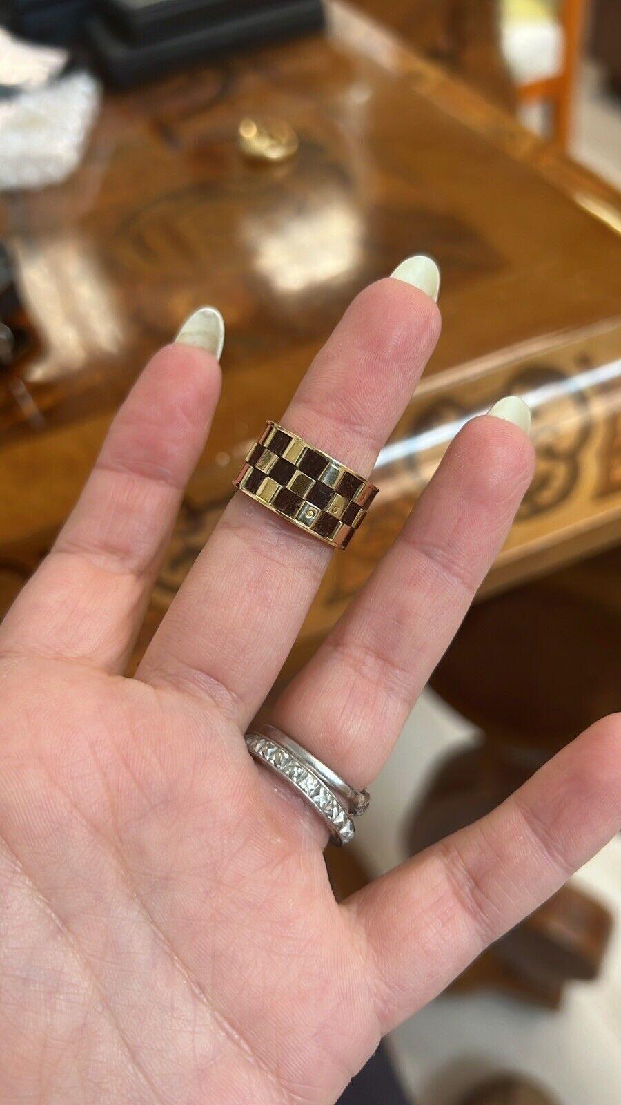 Van Cleef & Arels Paris 18k Yellow Gold & Wood Checkerboard Ring Circa 1970s Vintage


Here is your chance to purchase a beautiful and highly collectible designer ring.  Truly a great piece at a great price! 

Weight: 4 grams

Width 11.00mm., signed