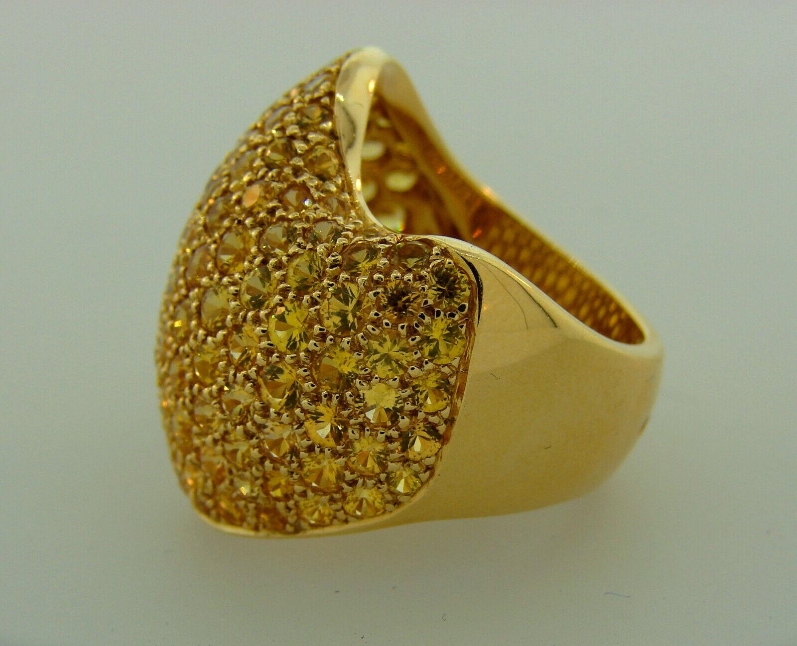 Women's or Men's Van Cleef & Arpels Paris 18k Yellow Gold & Yellow Sapphire Wave Ring Vintage For Sale