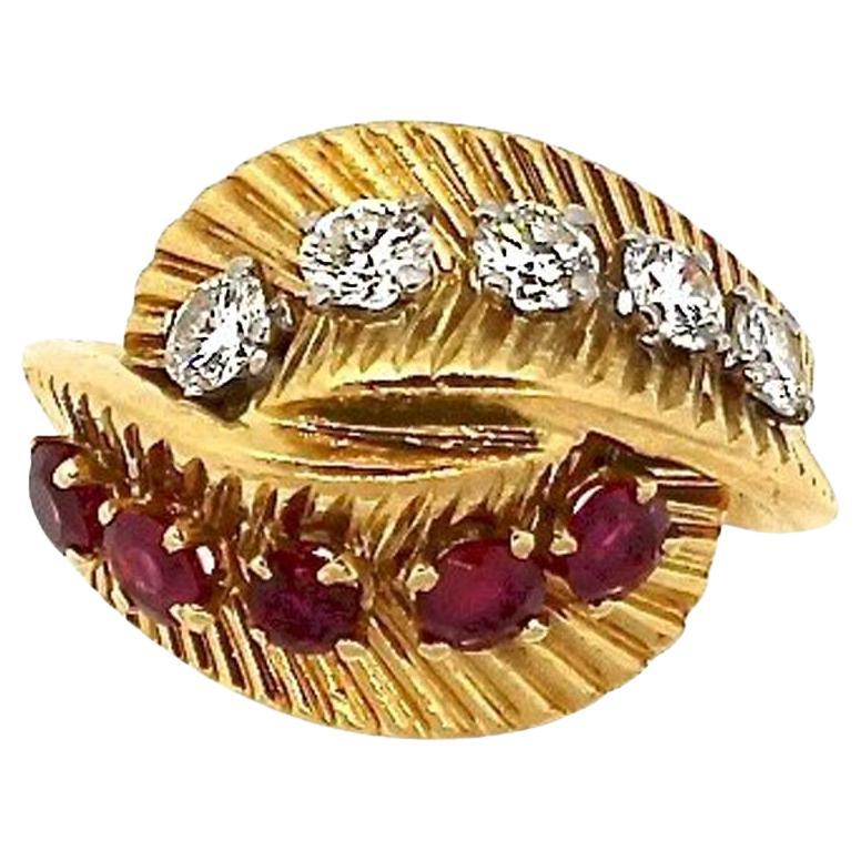 VAN CLEEF & ARPELS PARIS 18k YG, Diamond & Ruby Bypass Leaf Ring Vintage 1960s