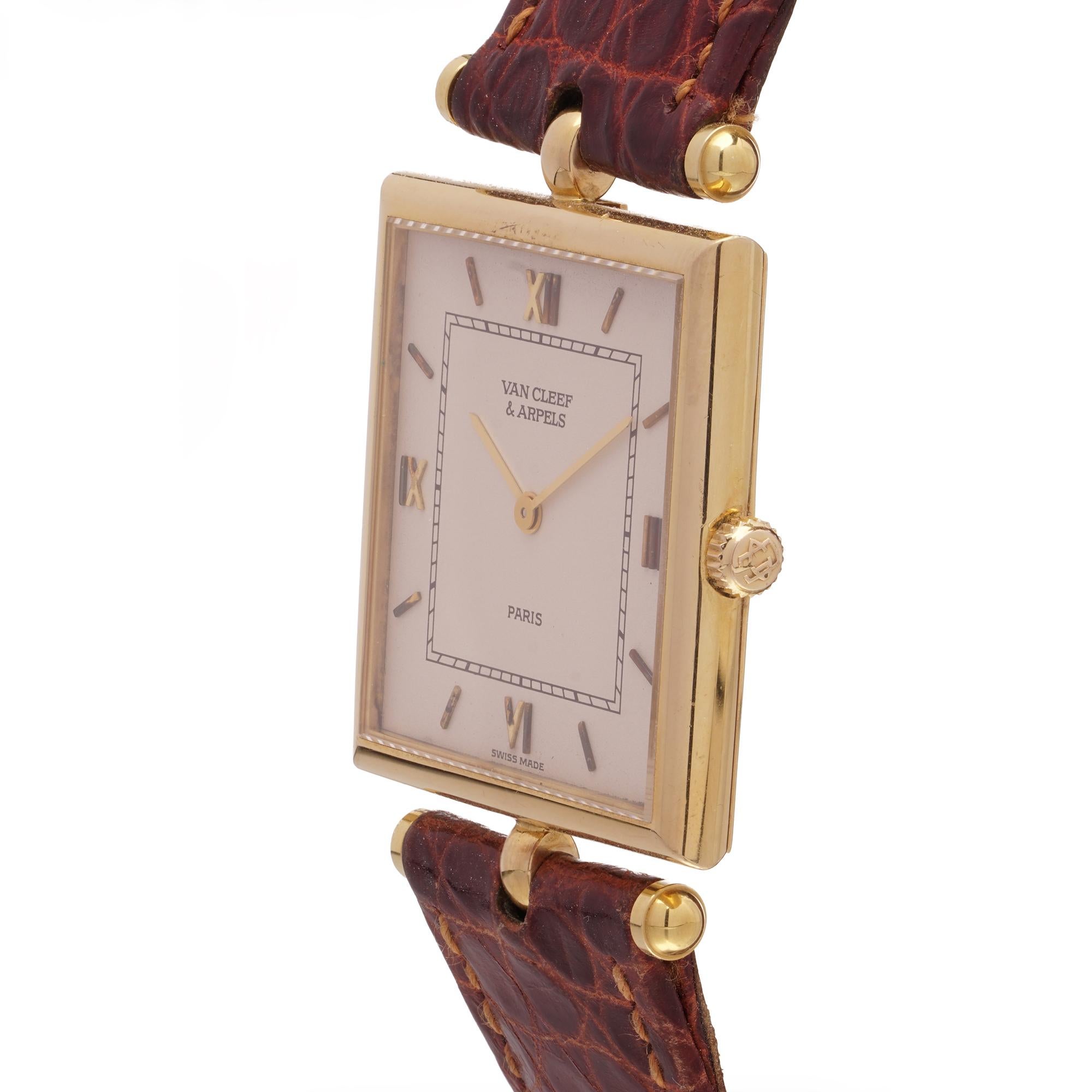 Montre habillée en or jaune 18 carats Van Cleef & Arpels Paris, années 1980 - 1990 Pour femmes en vente
