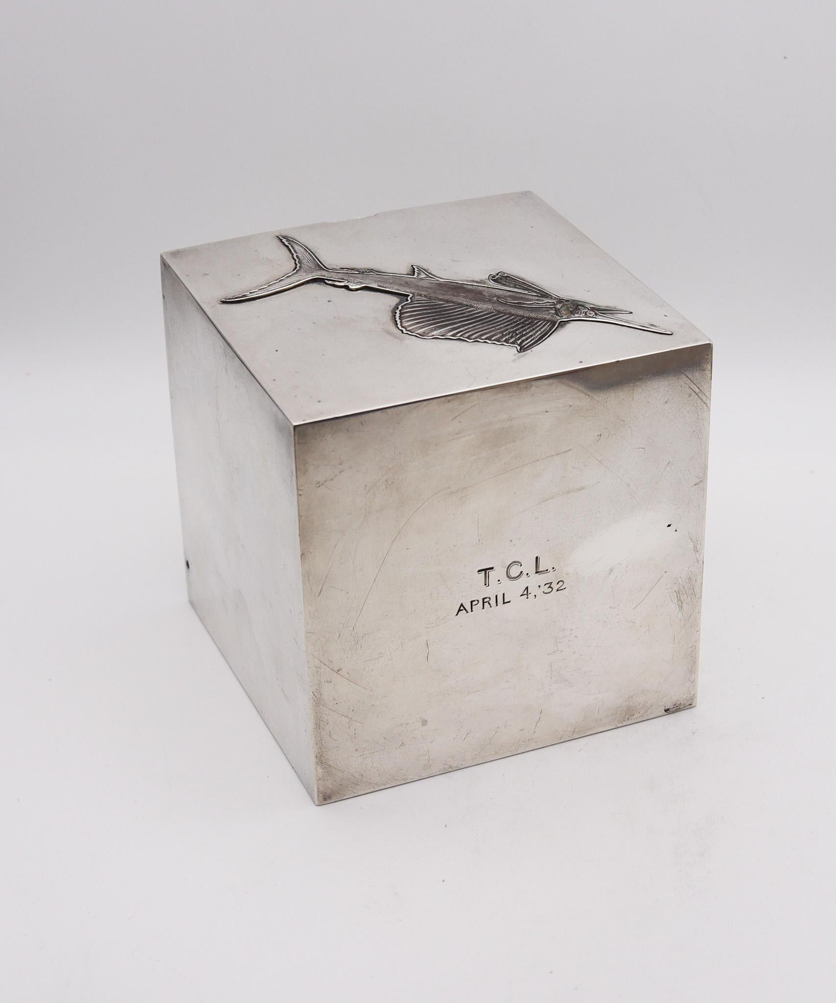 Hand-Crafted Van Cleef & Arpels Paris 1932 Art Deco Mechanical Desk Clock Box Sterling Silver For Sale