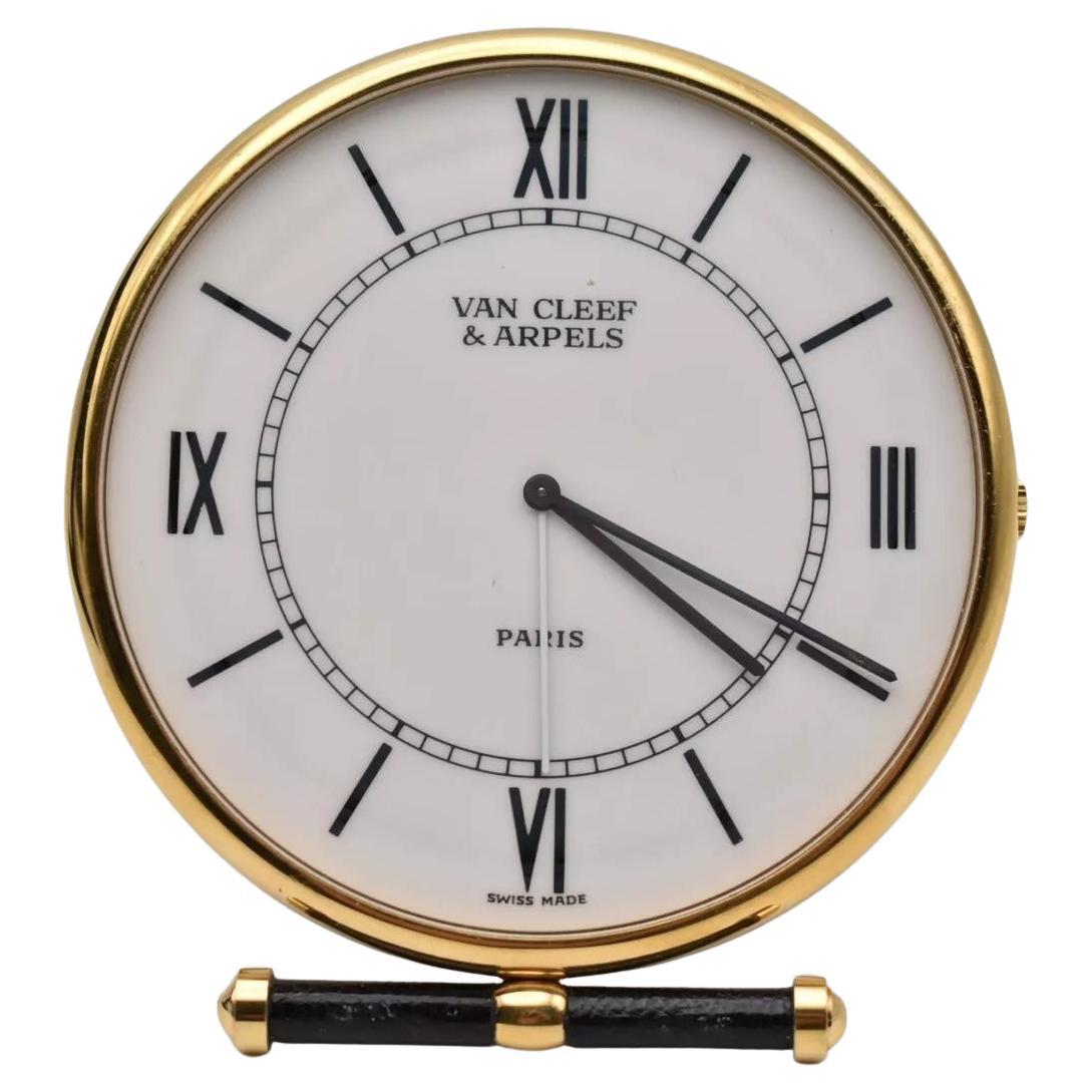 Van Cleef & Arpels Paris 820 PO1 Swiss 083.346 Alarm Desk Clock For Sale