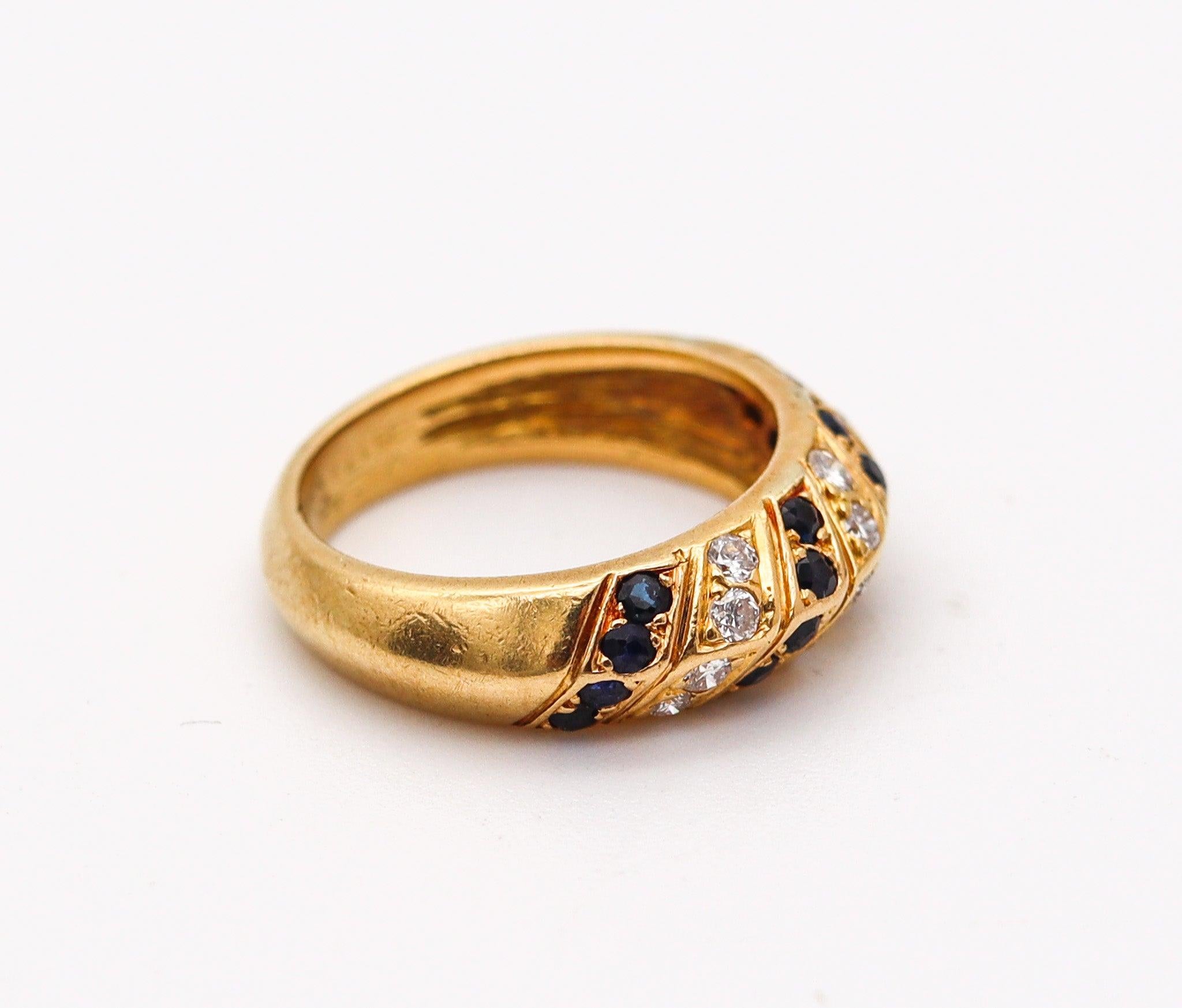 Women's VAN CLEEF & ARPELS Paris Band Ring In 18Kt Gold With Diamonds And Sapphires For Sale