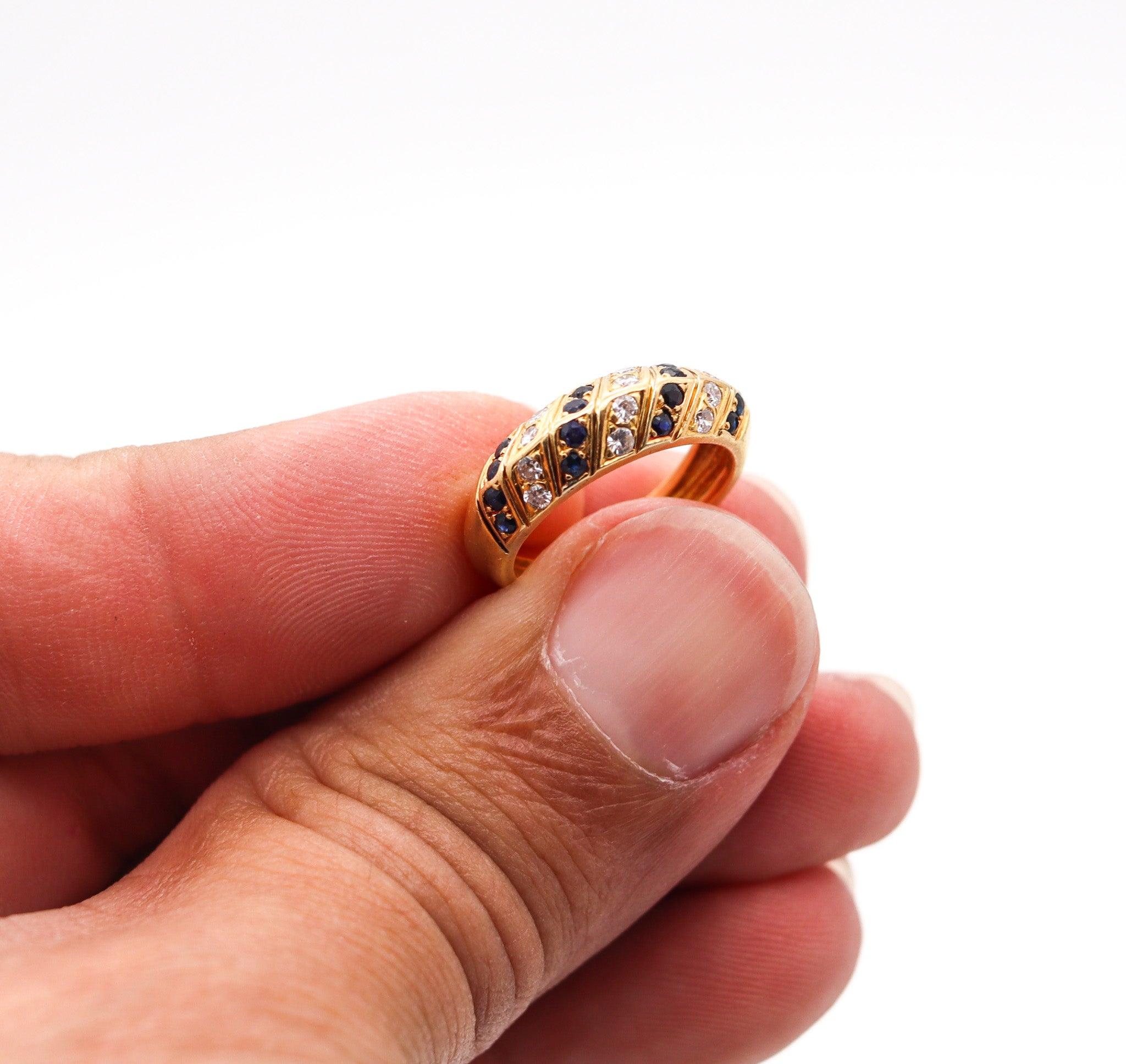 VAN CLEEF & ARPELS Paris Band Ring In 18Kt Gold With Diamonds And Sapphires For Sale 2