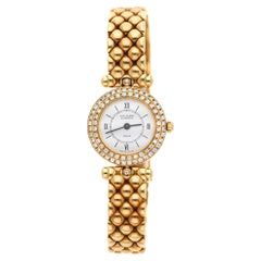 Van Cleef & Arpels Paris Classique 18K Gold Diamond Bezel Ladies Watch