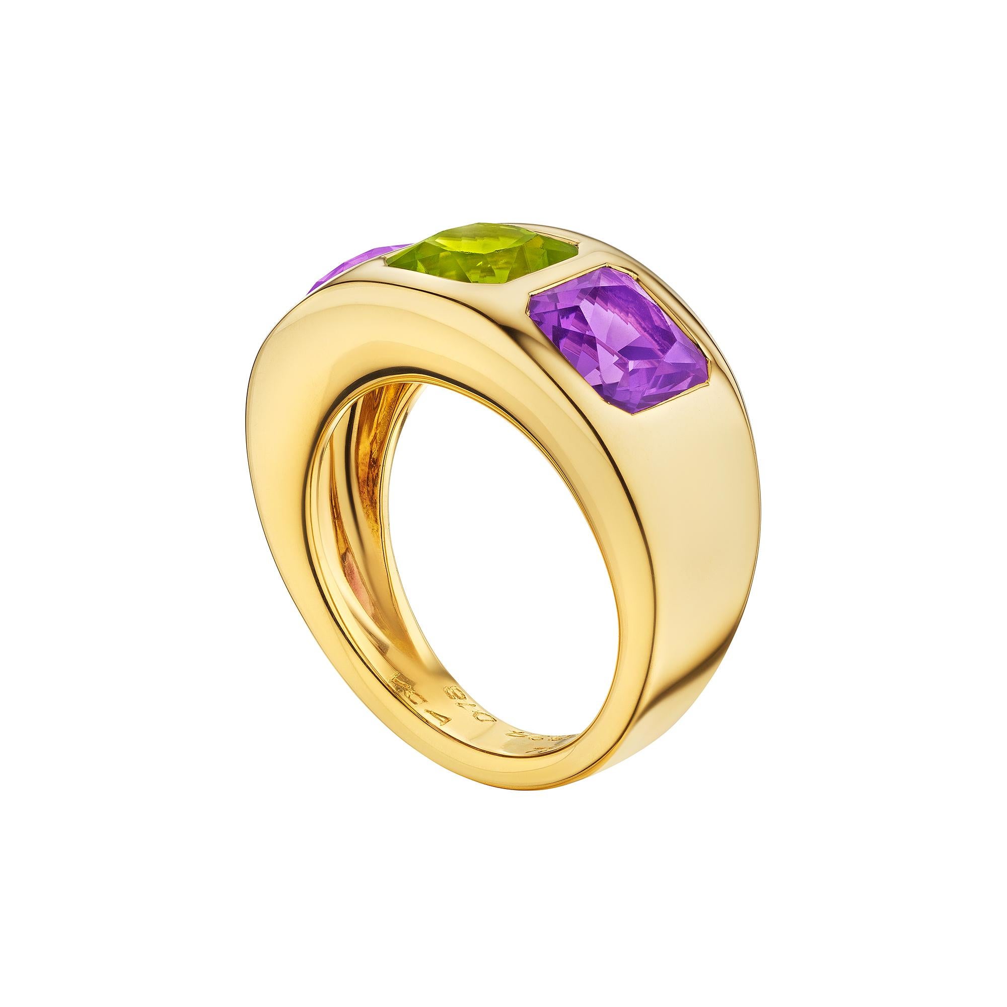 Modernist Van Cleef & Arpels Paris Cushion Cut Amethyst Peridot Vintage Gold Ring For Sale