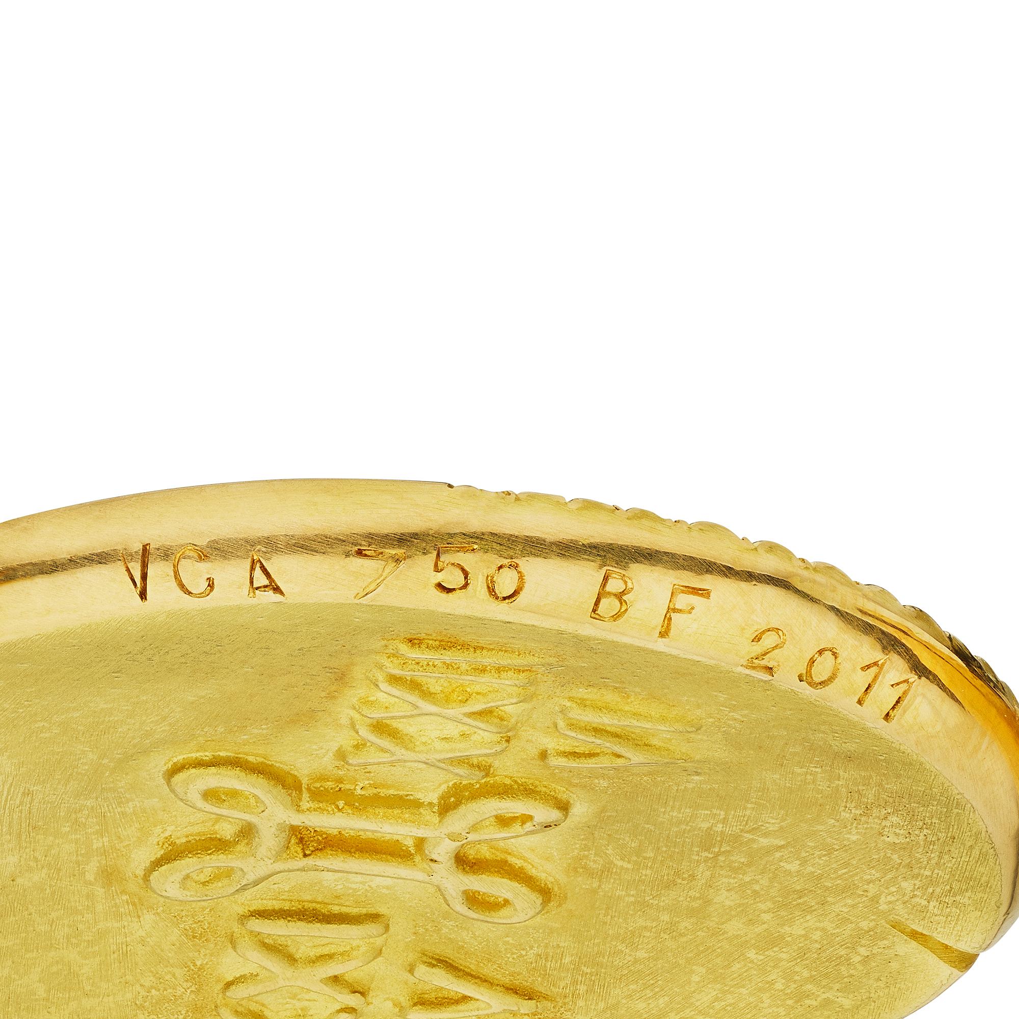 Van Cleef & Arpels Paris Georges L'Enfant Gemini Ciondolo in oro modernista In condizioni ottime in vendita a Greenwich, CT