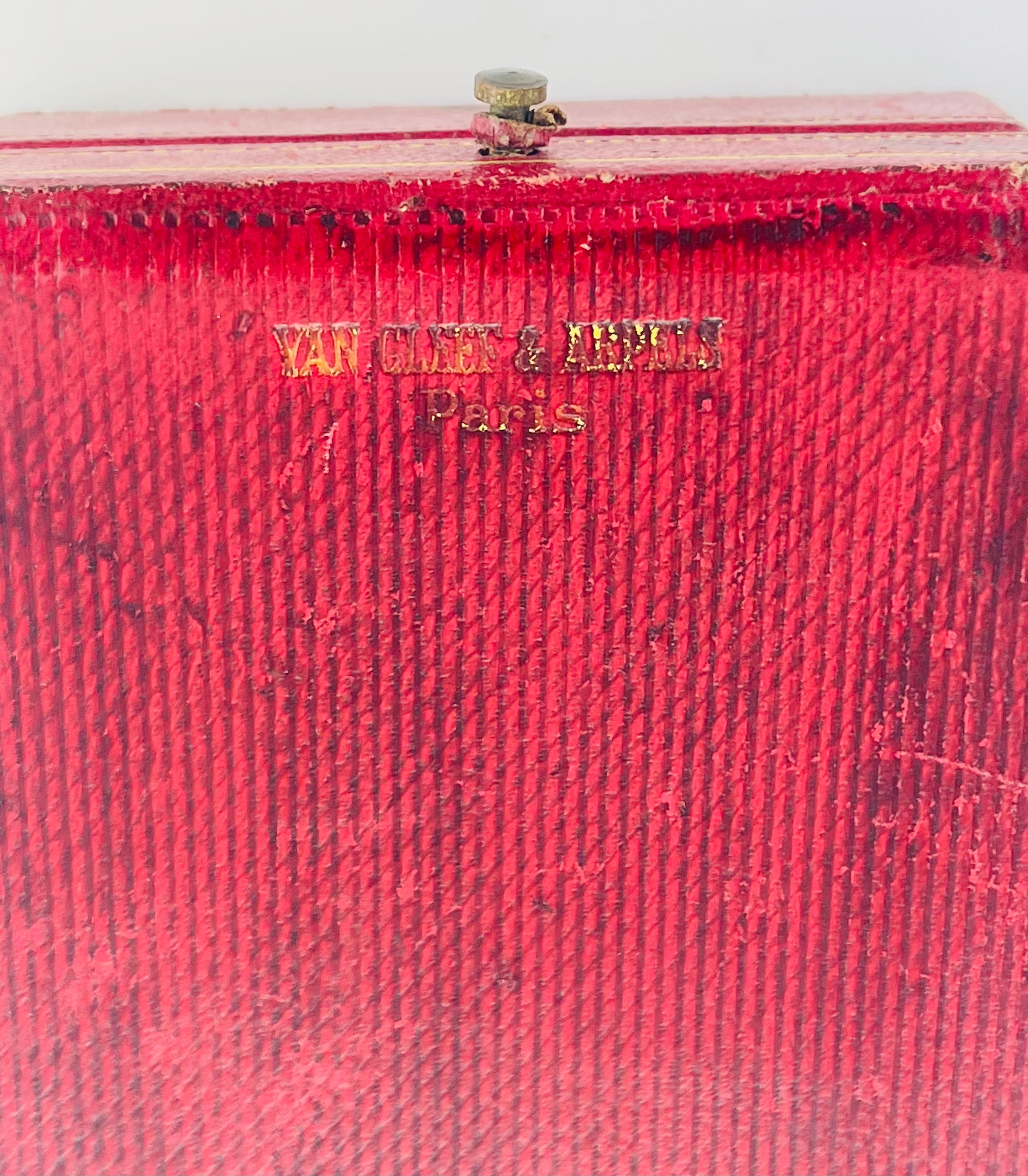 Satin Van Cleef & Arpels Paris, Jewellery Antique Display Box