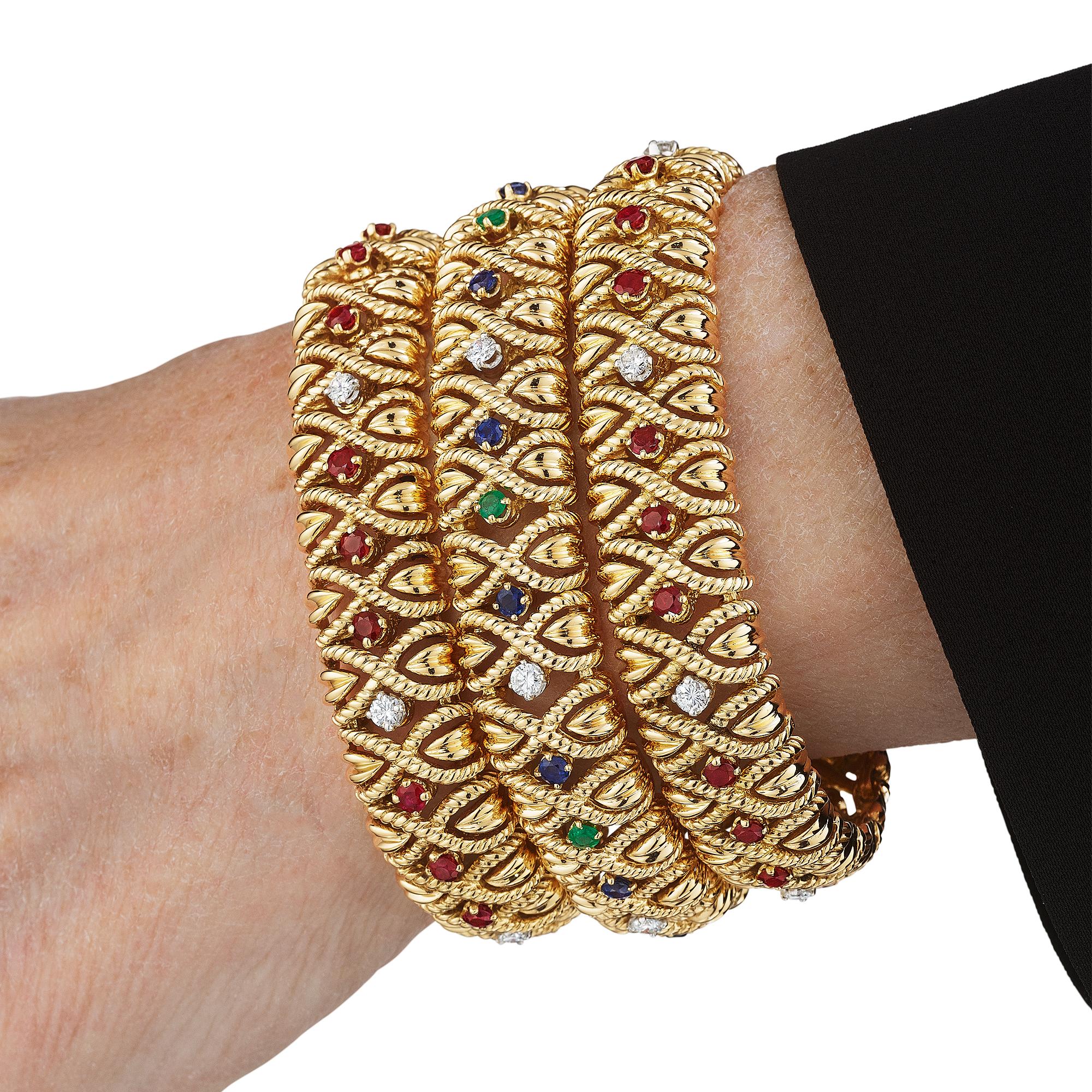 Van Cleef & Arpels Paris Mid-Century Ruby Diamond Gold 'X' Bracelet In Excellent Condition In Greenwich, CT